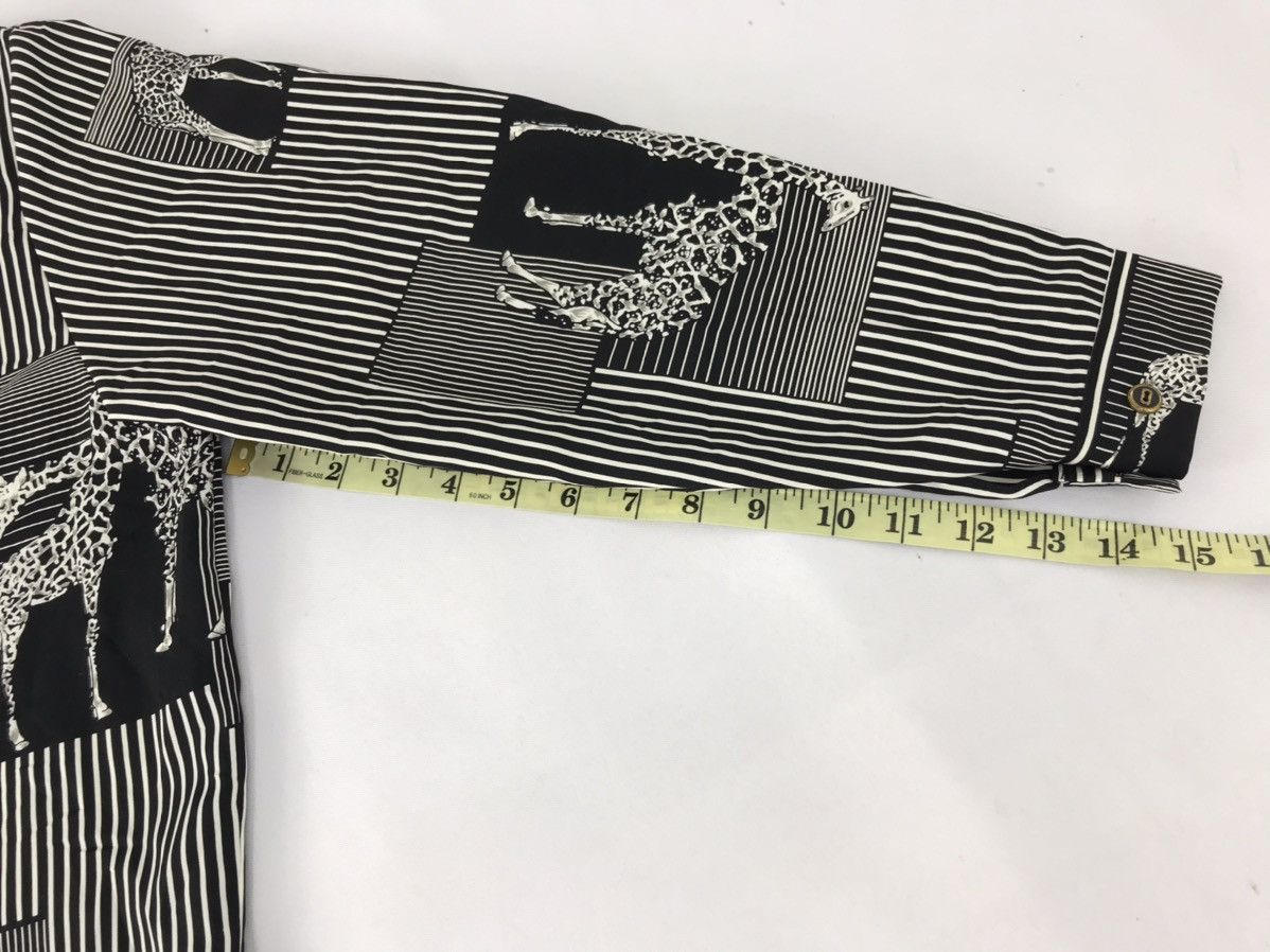 Japanese Brand × Vintage Button Up Shirt Striped Giraffe Over Printed Design Size US L / EU 52-54 / 3 - 8 Thumbnail
