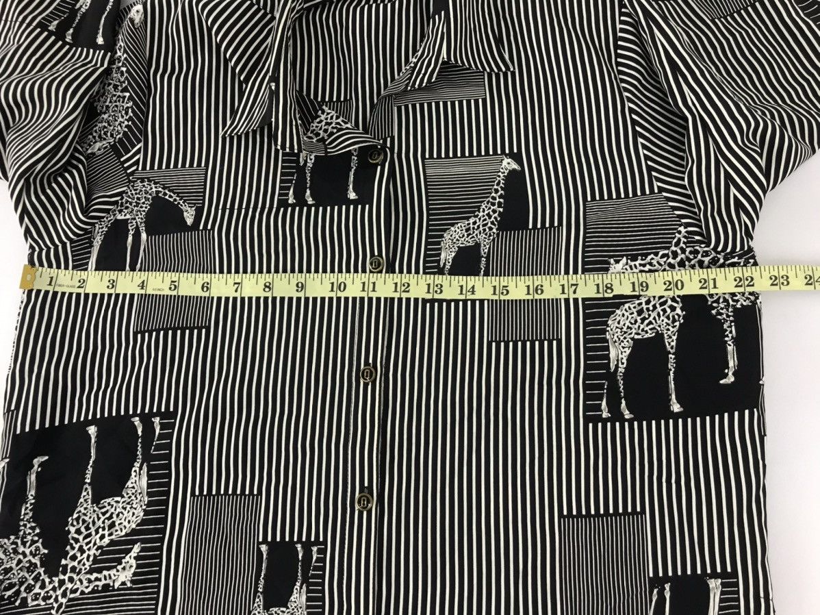 Japanese Brand × Vintage Button Up Shirt Striped Giraffe Over Printed Design Size US L / EU 52-54 / 3 - 6 Thumbnail