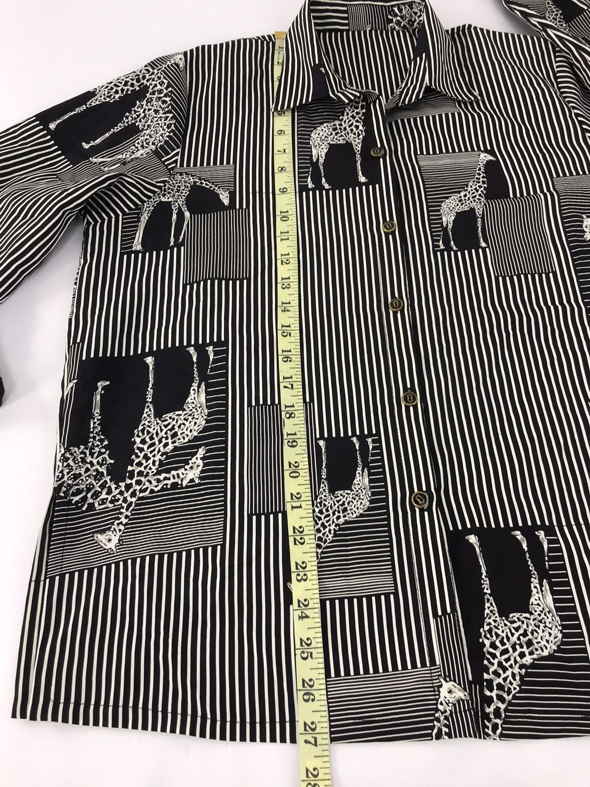 Japanese Brand × Vintage Button Up Shirt Striped Giraffe Over Printed Design Size US L / EU 52-54 / 3 - 7 Thumbnail