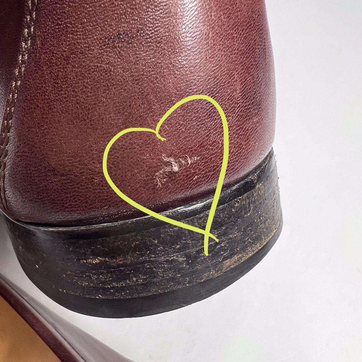 Bruno Magli Bruno Magli Genoa Horsebit M Logo Loafer • Burgundy Leather Size US 9.5 / EU 42-43 - 11 Thumbnail