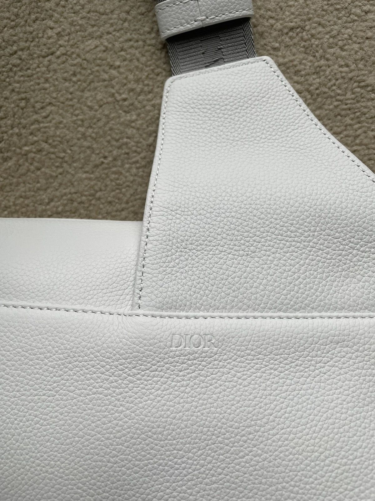 Alyx × Dior Dior Men’s Saddle Bag FW19 in White Size ONE SIZE - 16 Thumbnail