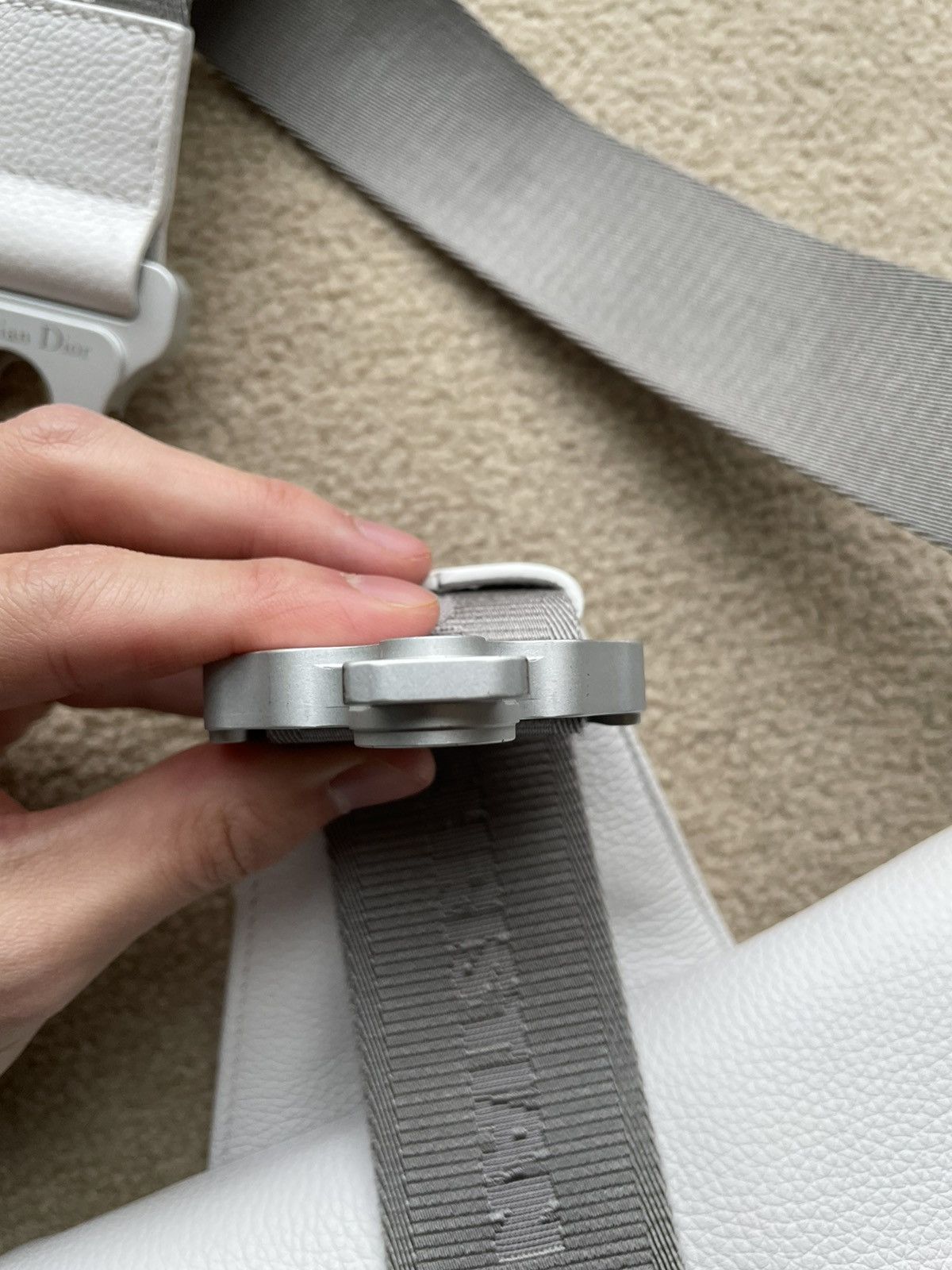 Alyx × Dior Dior Men’s Saddle Bag FW19 in White Size ONE SIZE - 9 Thumbnail