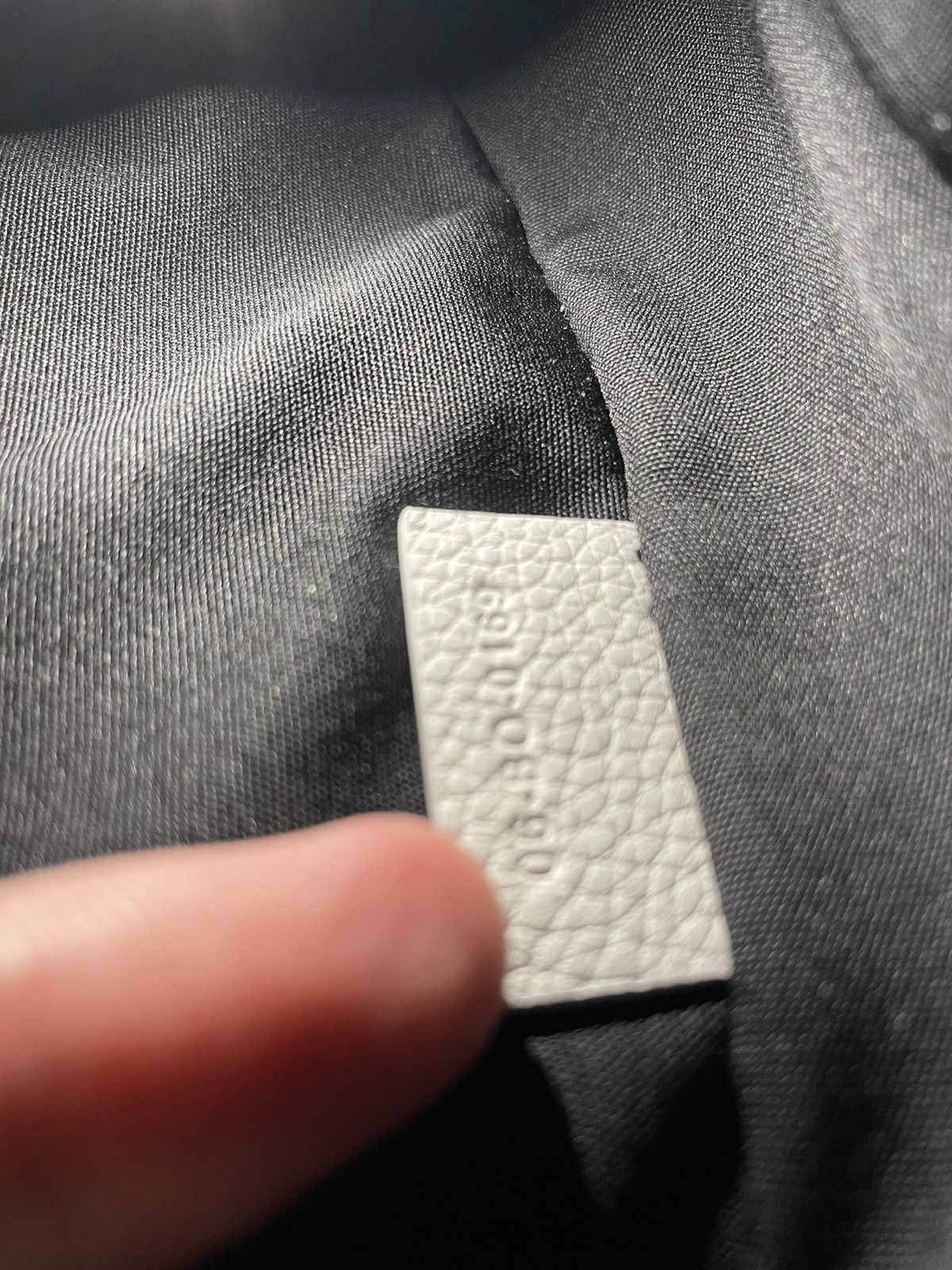 Alyx × Dior Dior Men’s Saddle Bag FW19 in White Size ONE SIZE - 19 Thumbnail