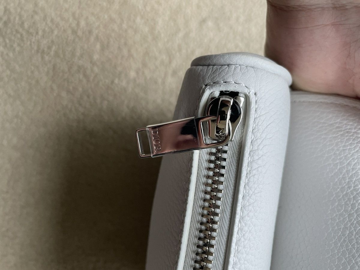 Alyx × Dior Dior Men’s Saddle Bag FW19 in White Size ONE SIZE - 17 Thumbnail