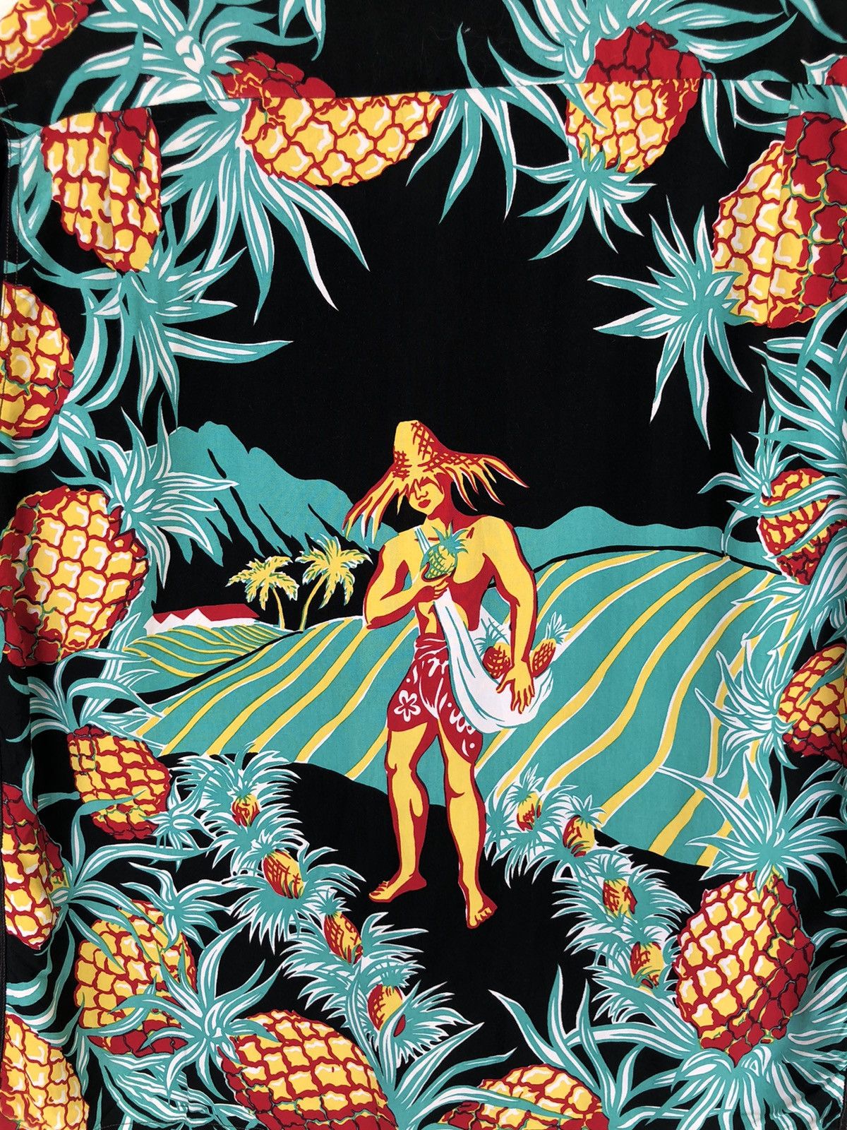 Sun Surf RARE🔥Sun Surf "Pineapple Picker" Rayon Hawaiian Shirt Size US M / EU 48-50 / 2 - 5 Thumbnail