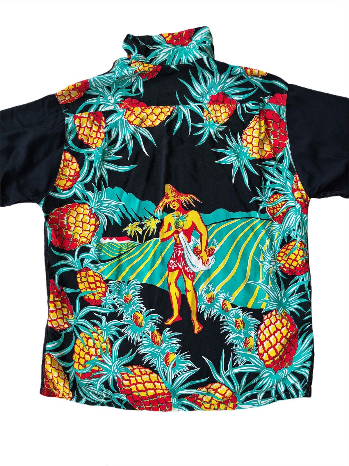 Sun Surf RARE🔥Sun Surf "Pineapple Picker" Rayon Hawaiian Shirt Size US M / EU 48-50 / 2 - 3 Thumbnail