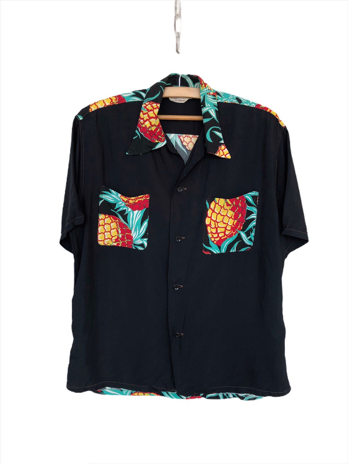 Sun Surf RARE🔥Sun Surf "Pineapple Picker" Rayon Hawaiian Shirt Size US M / EU 48-50 / 2 - 4 Thumbnail