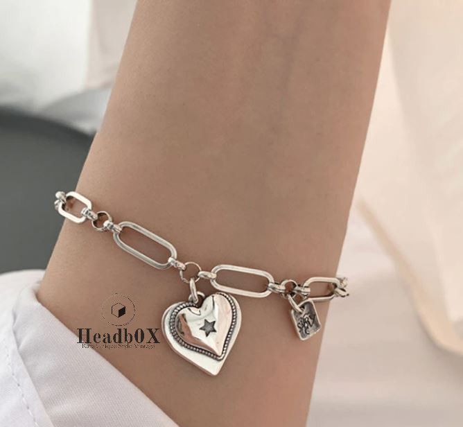 Jewelry LOVE Heart Bracelet Size ONE SIZE - 1 Thumbnail