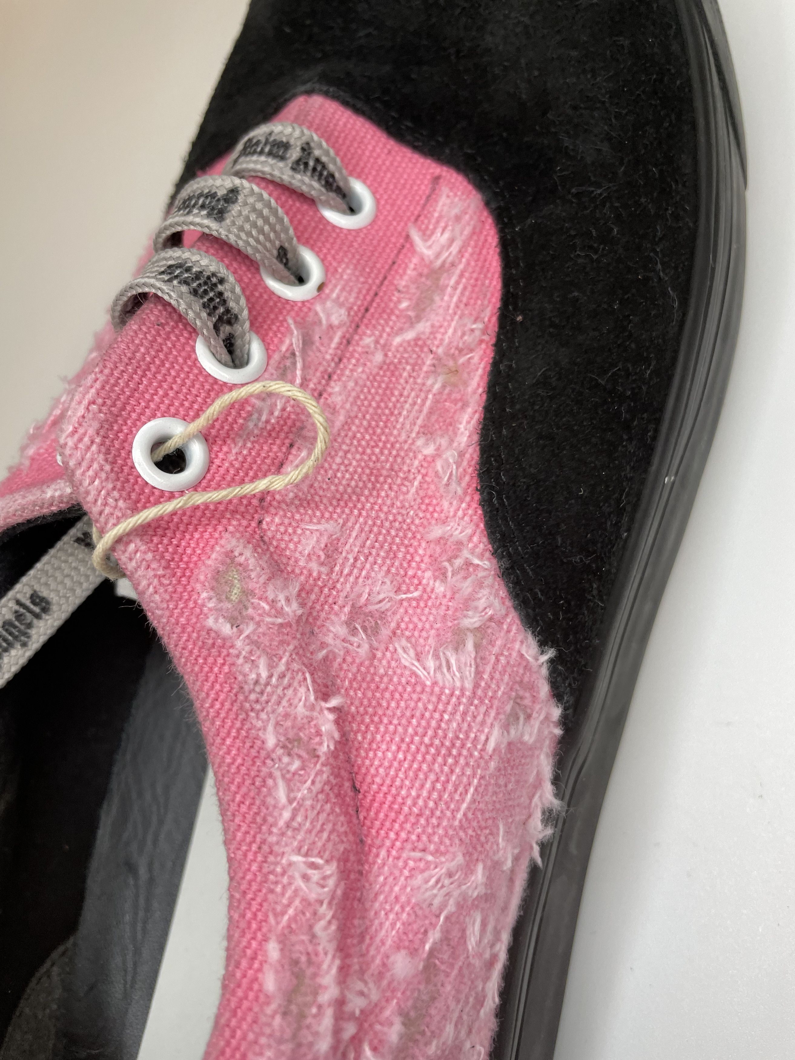 Palm Angels Palm Angels Distressed Sneakers (0094) Size US 7 / EU 40 - 15 Thumbnail
