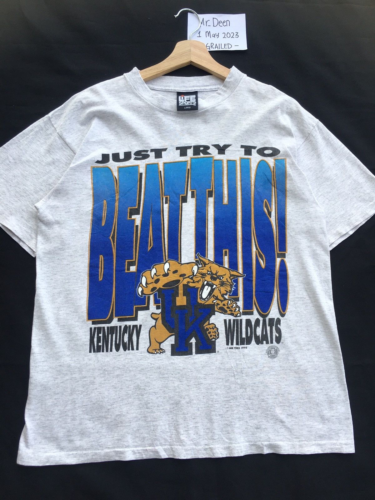 Vintage Vintage Kentucky Wildcats University UK Tshirt Size US L / EU 52-54 / 3 - 4 Thumbnail