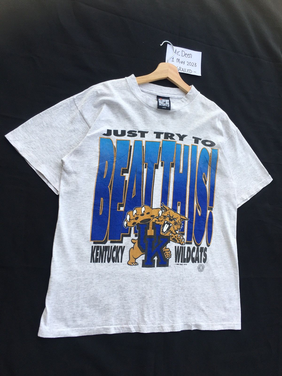 Vintage Vintage Kentucky Wildcats University UK Tshirt Size US L / EU 52-54 / 3 - 2 Thumbnail