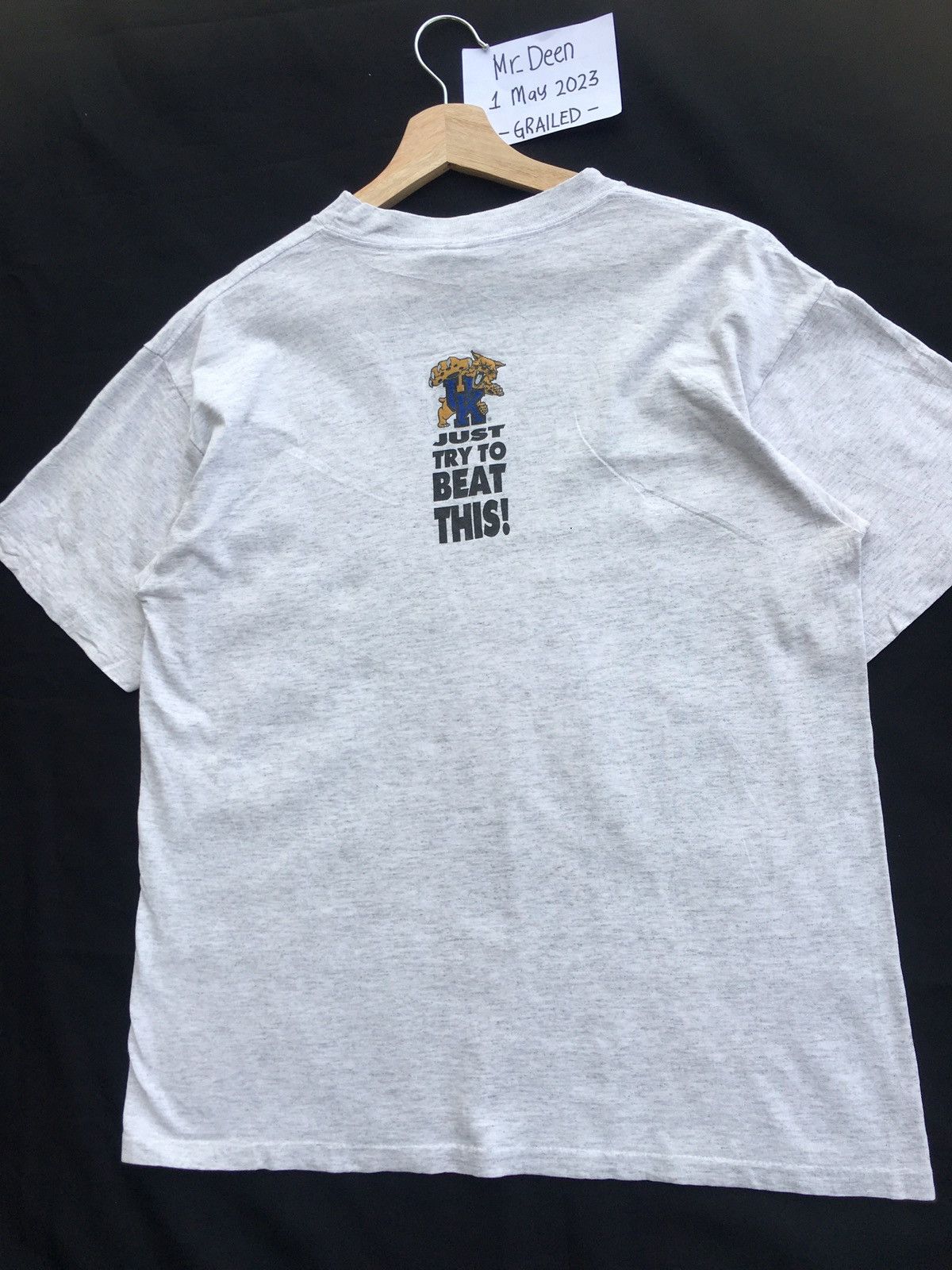 Vintage Vintage Kentucky Wildcats University UK Tshirt Size US L / EU 52-54 / 3 - 13 Thumbnail