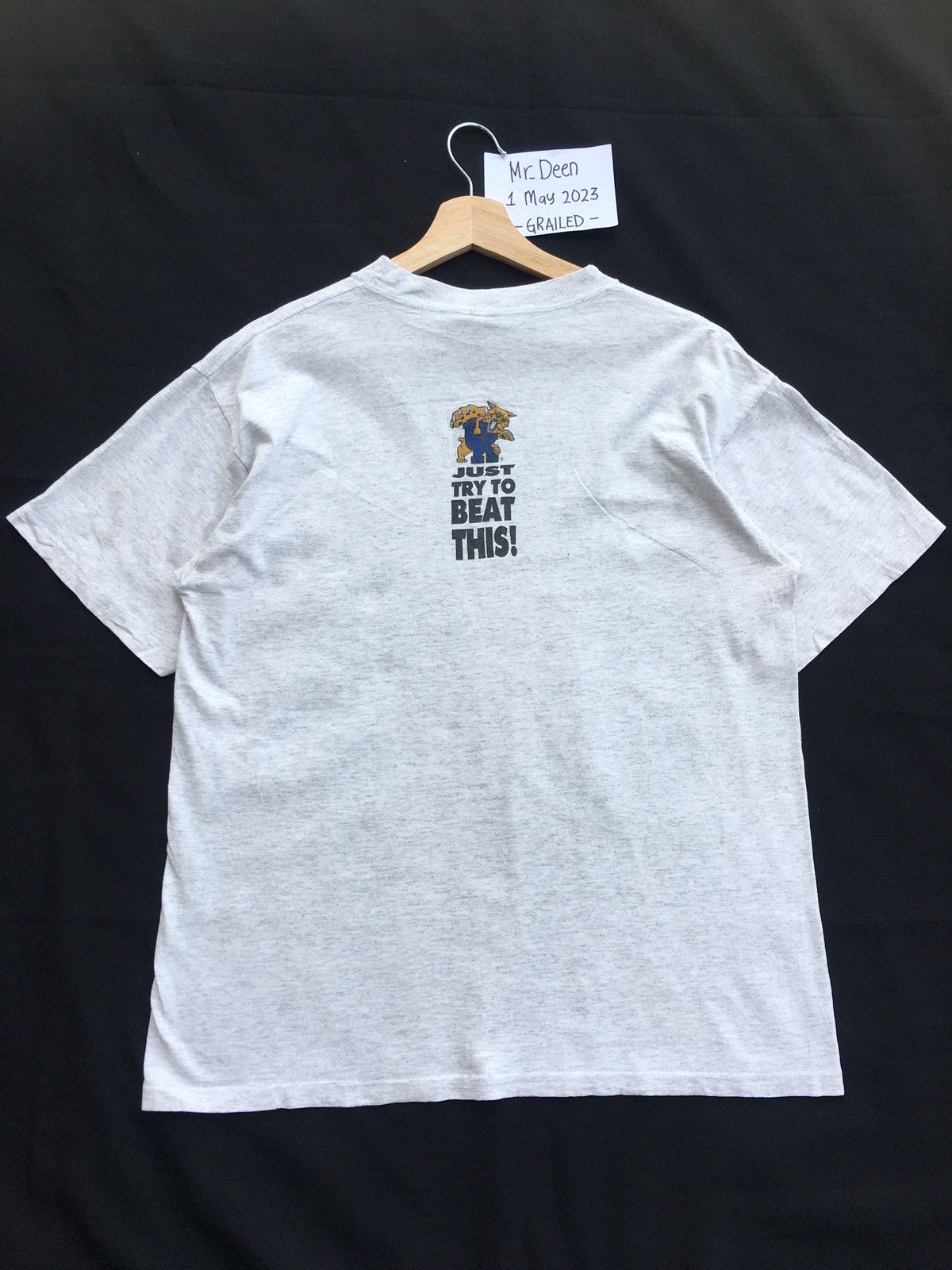 Vintage Vintage Kentucky Wildcats University UK Tshirt Size US L / EU 52-54 / 3 - 11 Thumbnail