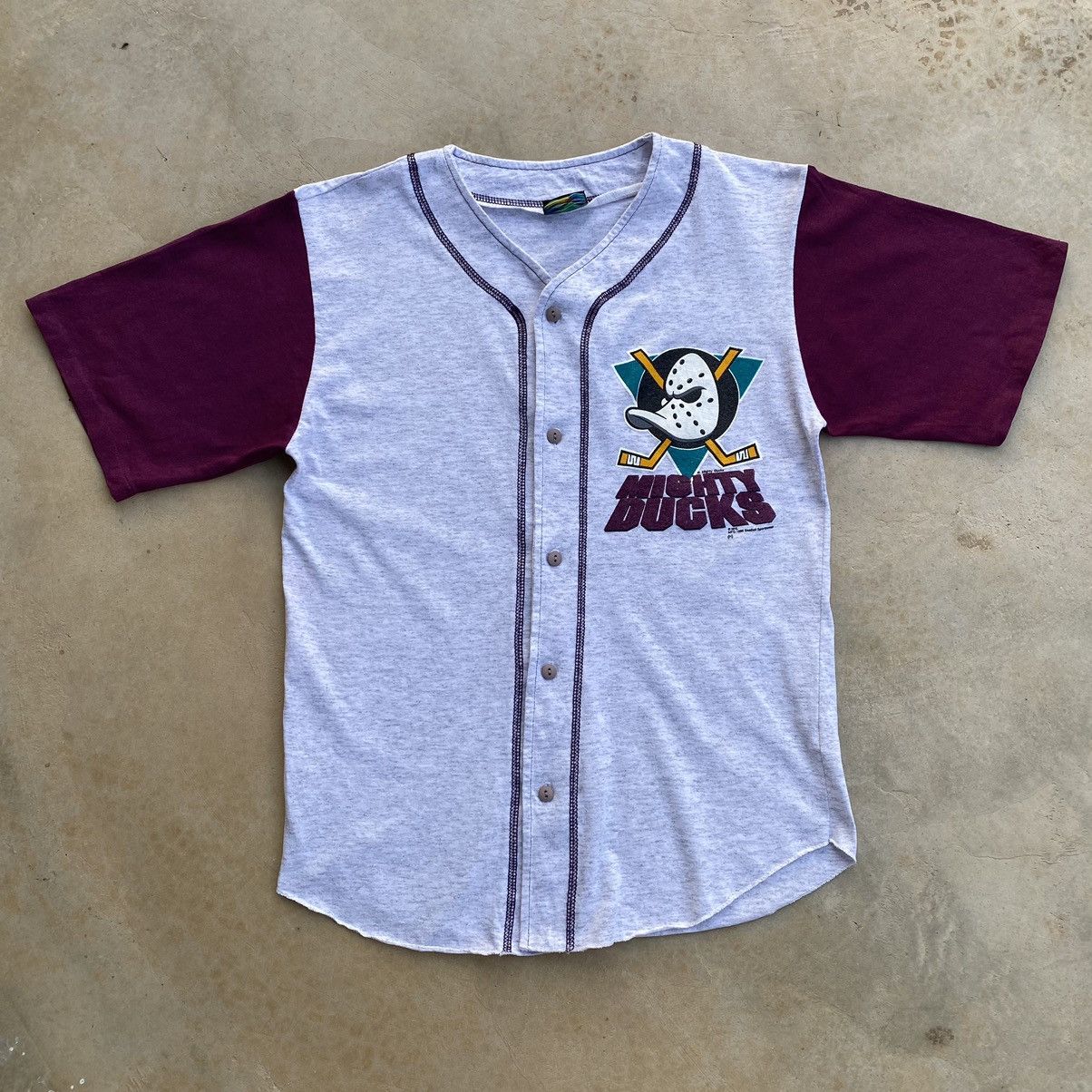 Vintage Vintage Nfl Mighty Duck movie Baseball Button Down Tees Size US S / EU 44-46 / 1 - 1 Thumbnail