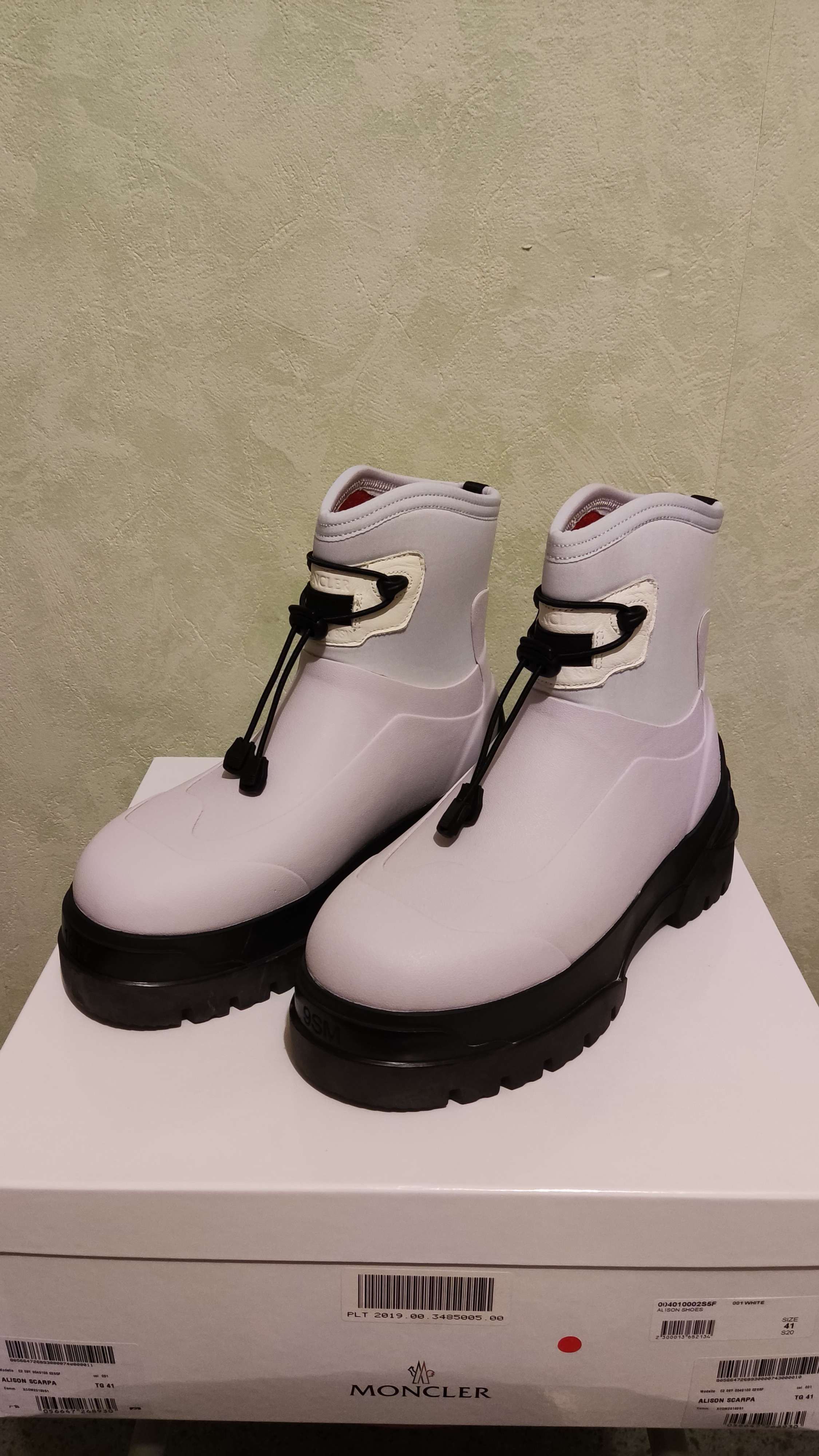 image of Moncler Genius X 1017 Alyx 9Sm Alison Scarpa Boots White, Men's