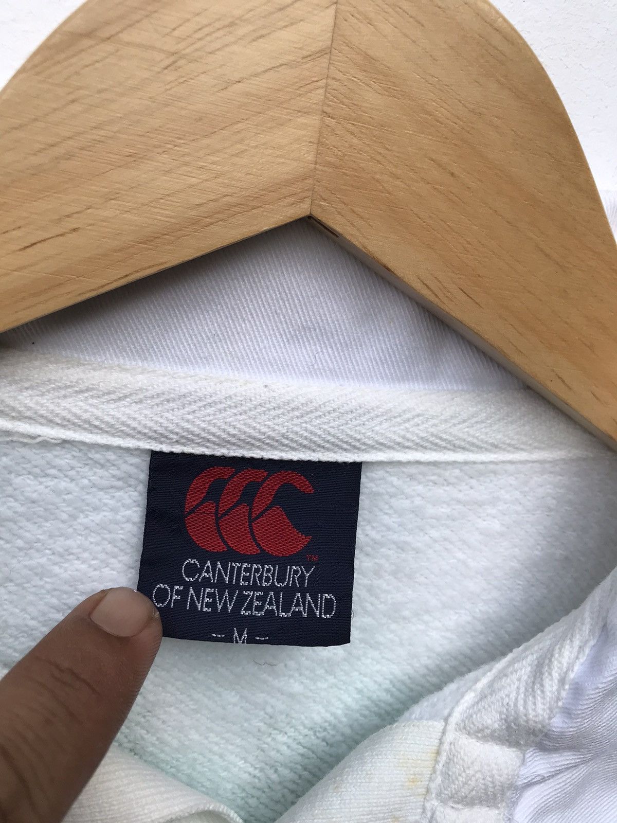 Canterbury of New Zealand Canterbury Rugby Challenge 1991 Sweatshirt - Discolouration Size US M / EU 48-50 / 2 - 3 Thumbnail