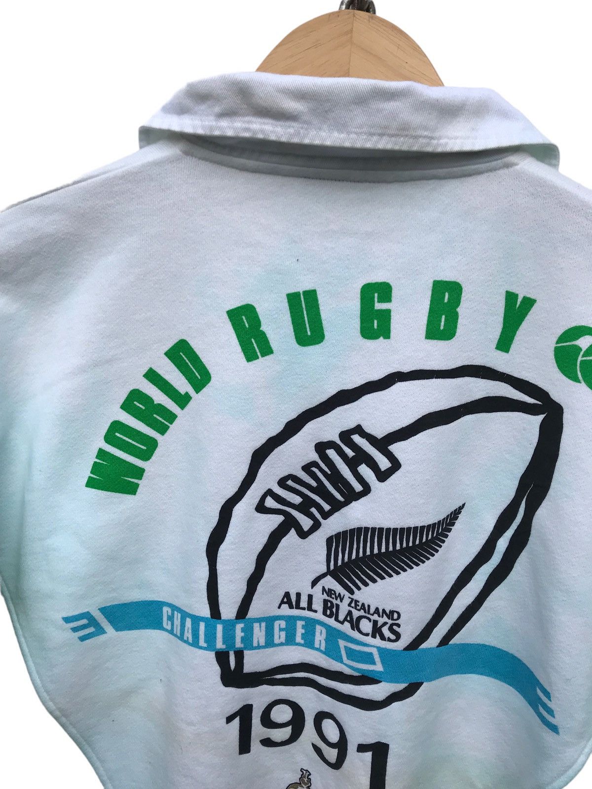Canterbury of New Zealand Canterbury Rugby Challenge 1991 Sweatshirt - Discolouration Size US M / EU 48-50 / 2 - 21 Thumbnail