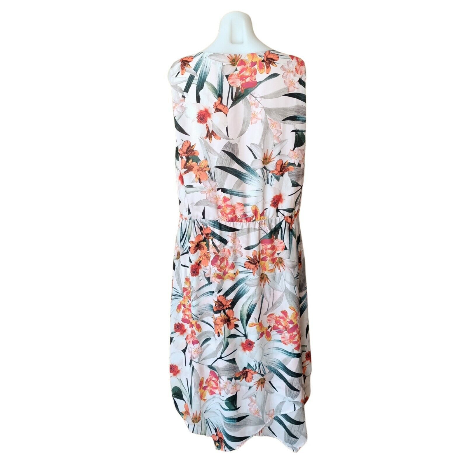 Designer Table Eight Plus Size Dress White Floral A Line Midi Size XL / US 12-14 / IT 48-50 - 2 Thumbnail