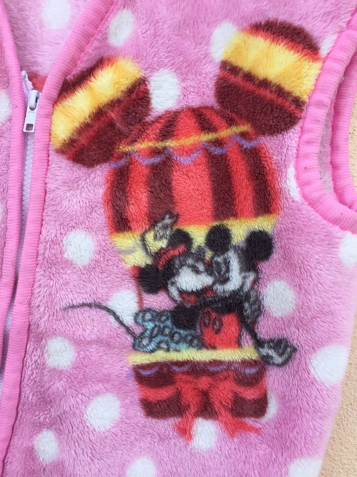 Disney × Mickey Mouse Mickey & Minnie sleeveless fleece Cute ❤️ Smile Size US M / EU 48-50 / 2 - 2 Thumbnail