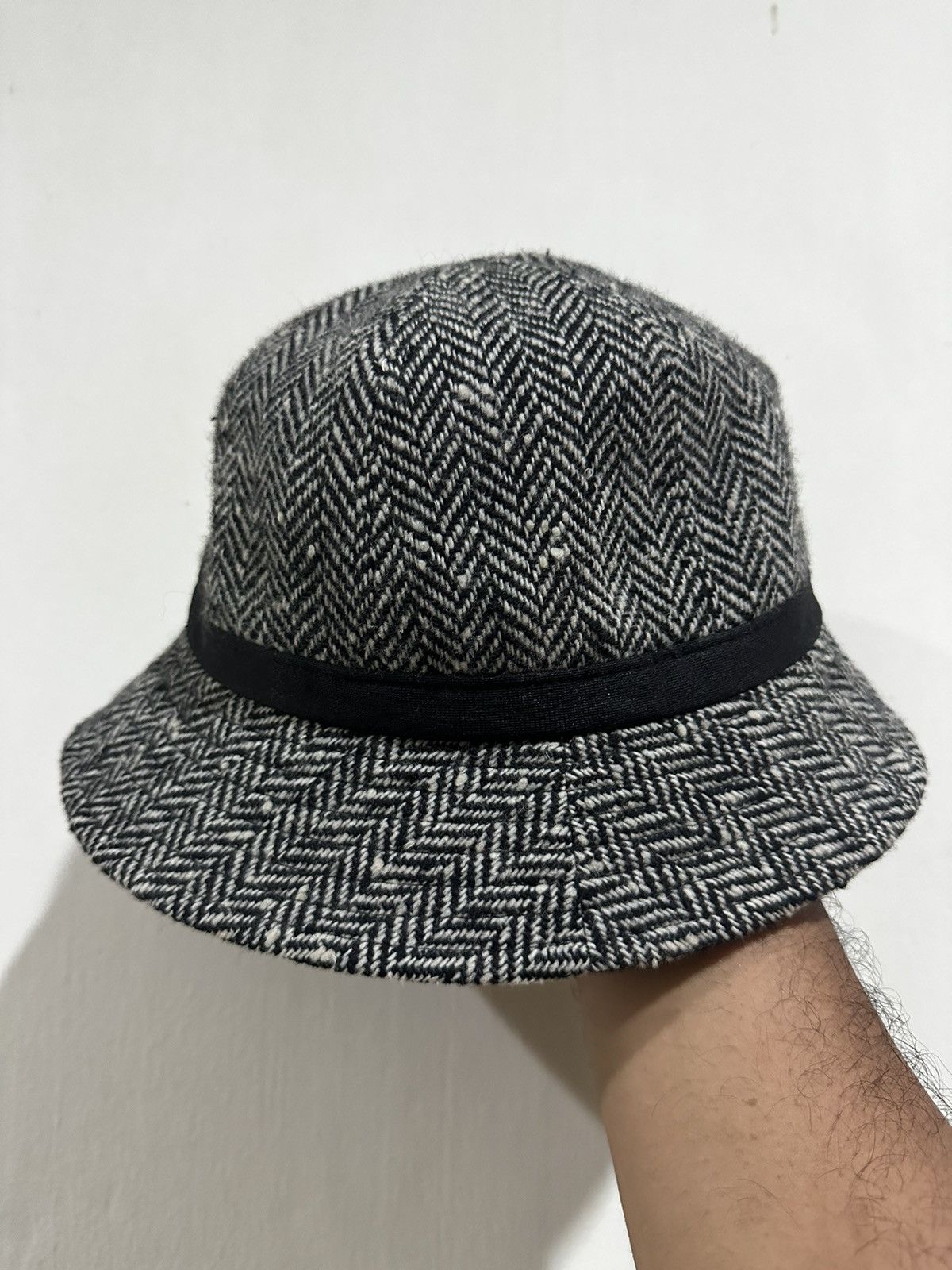 image of 90’S Balenciaga Bucket Hat in Grey, Men's