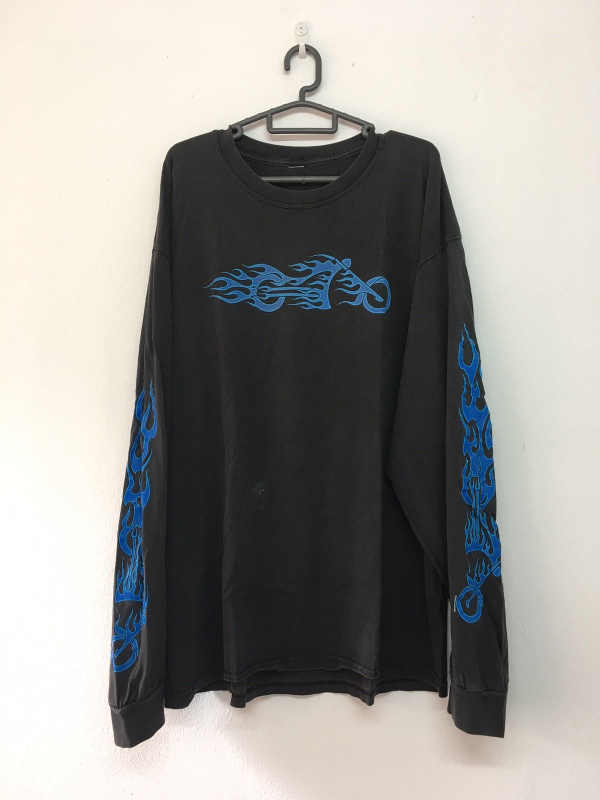 Image of Vintage Goods Sports 2001 Longsleeve in Black, Men's (Size XL)