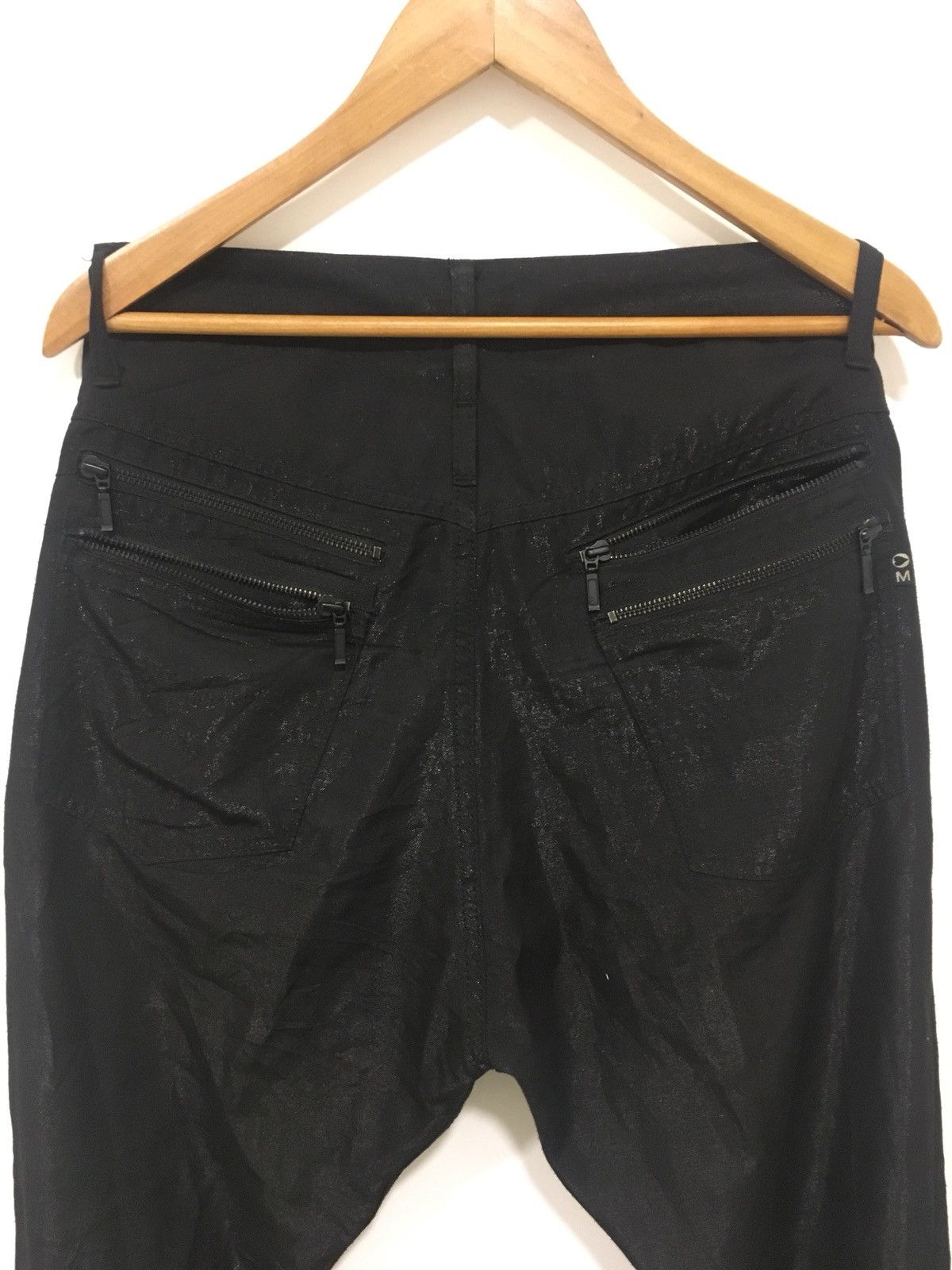 Morgan Homme black shinning zipper pant Size US 30 / EU 46 - 4 Thumbnail