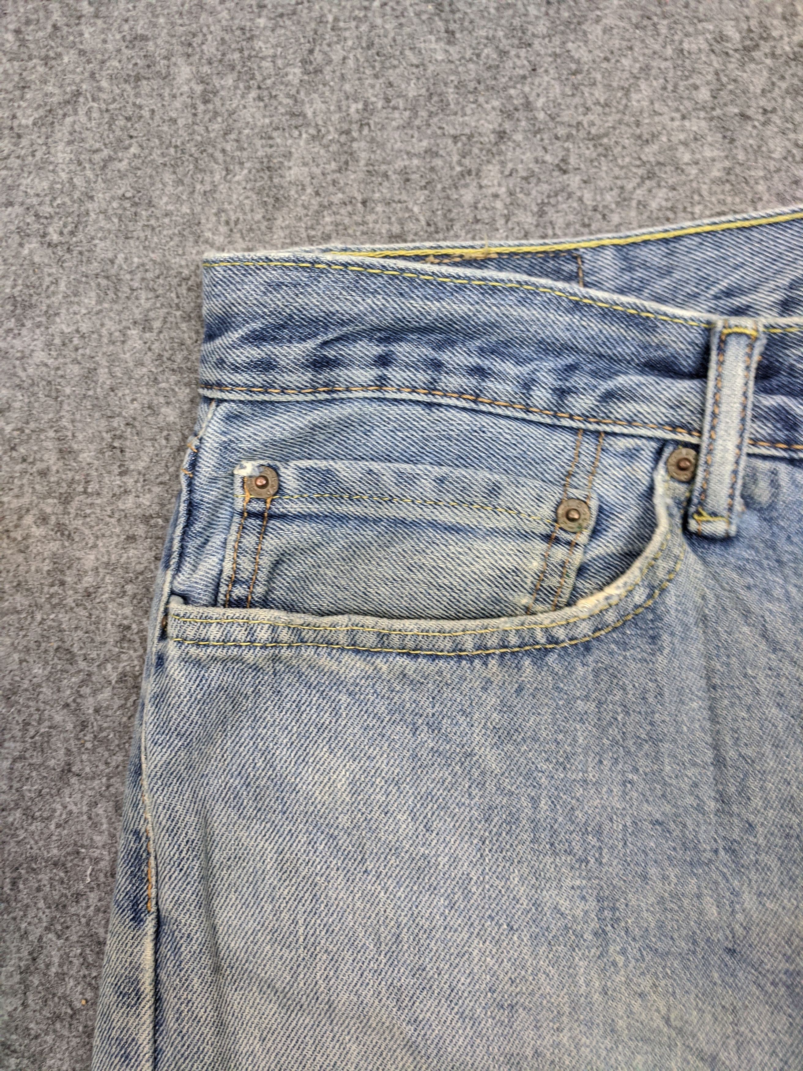 Levi's Vintage Levis 505 Lightwash Jeans DP0605 Size US 38 / EU 54 - 7 Thumbnail