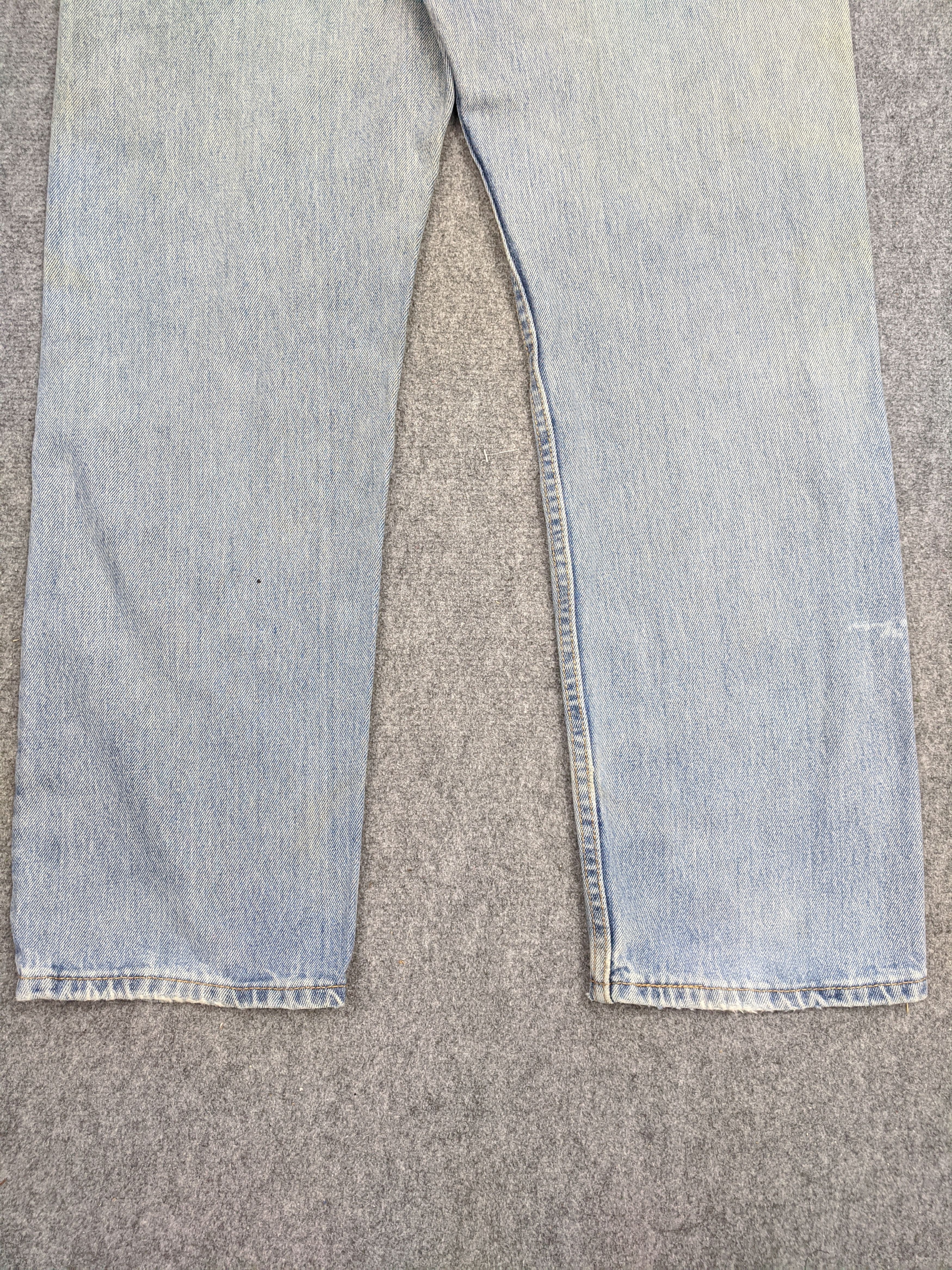 Levi's Vintage Levis 505 Lightwash Jeans DP0605 Size US 38 / EU 54 - 14 Thumbnail