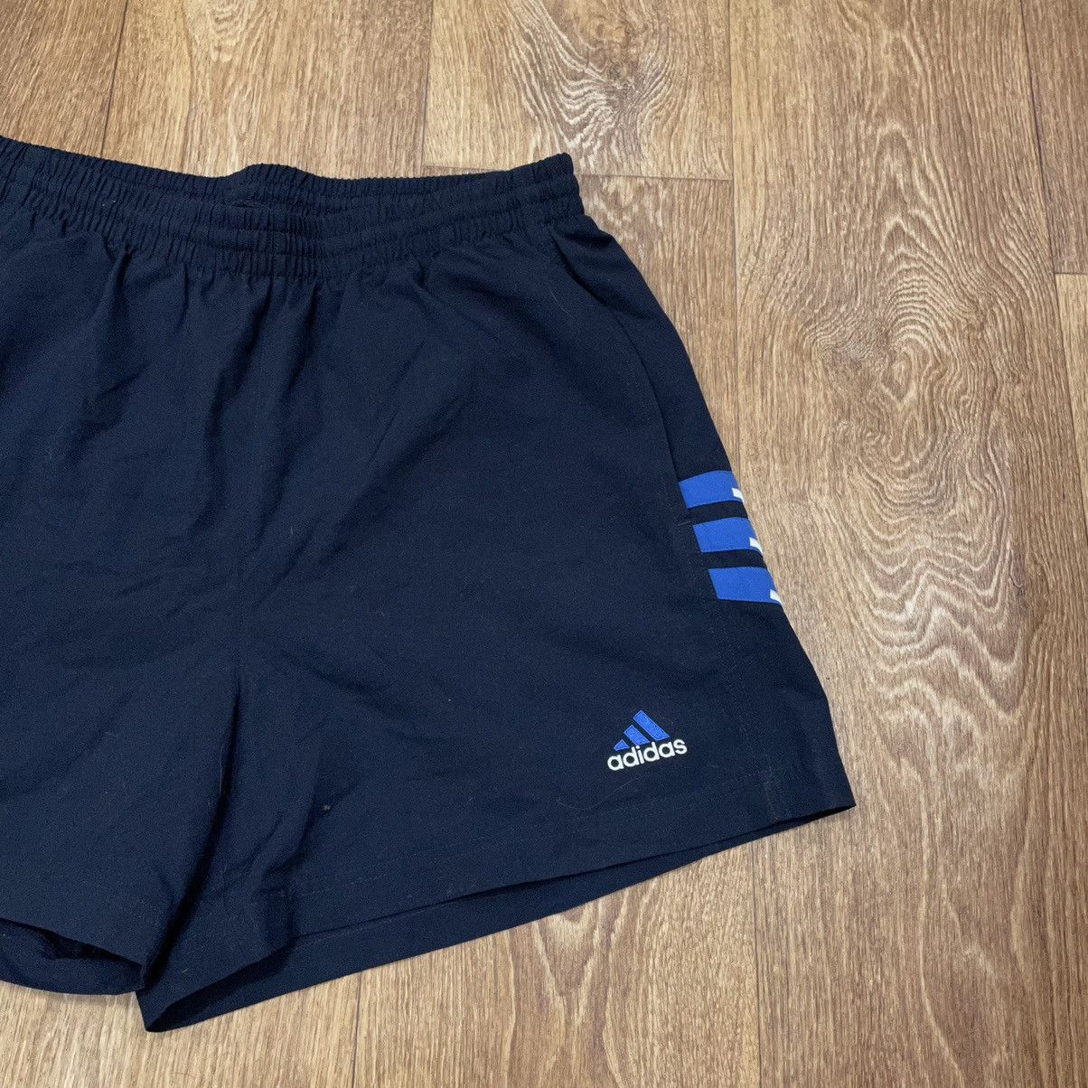 Vintage Vintage Y2K Adidas Striped Shorts Streetwear Skate Washed XL Size US 36 / EU 52 - 2 Thumbnail