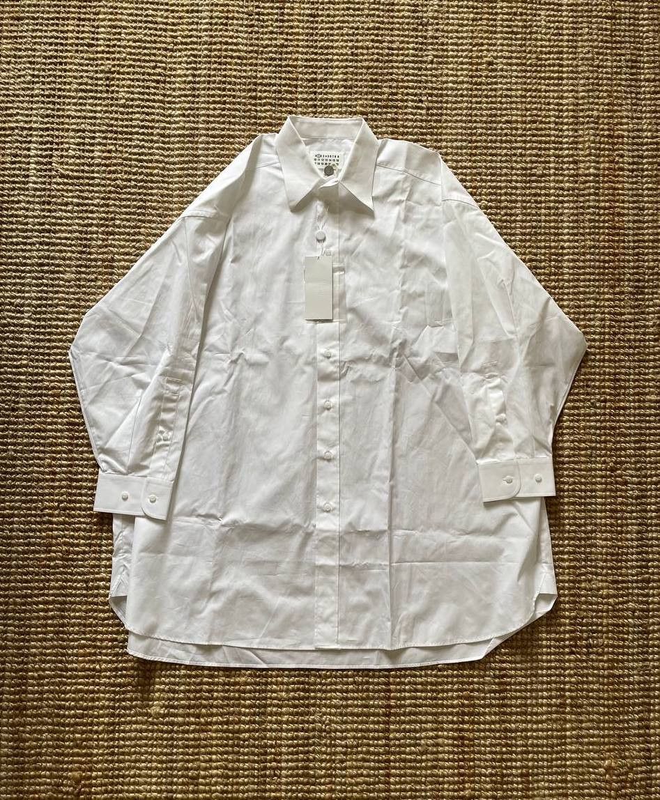 Maison Margiela Maison Margiela Oversized White Shirt Size XS / US 0-2 / IT 36-38 - 1 Thumbnail