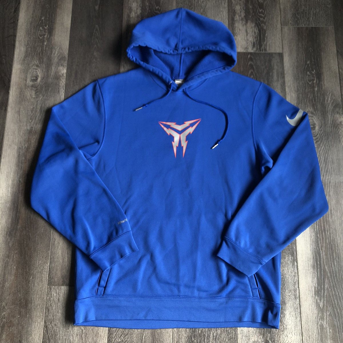 Nike Vintage 2000s Nike Kobe Bryant Mamba Dri Fit Swoosh Hoodie Size US L / EU 52-54 / 3 - 1 Thumbnail