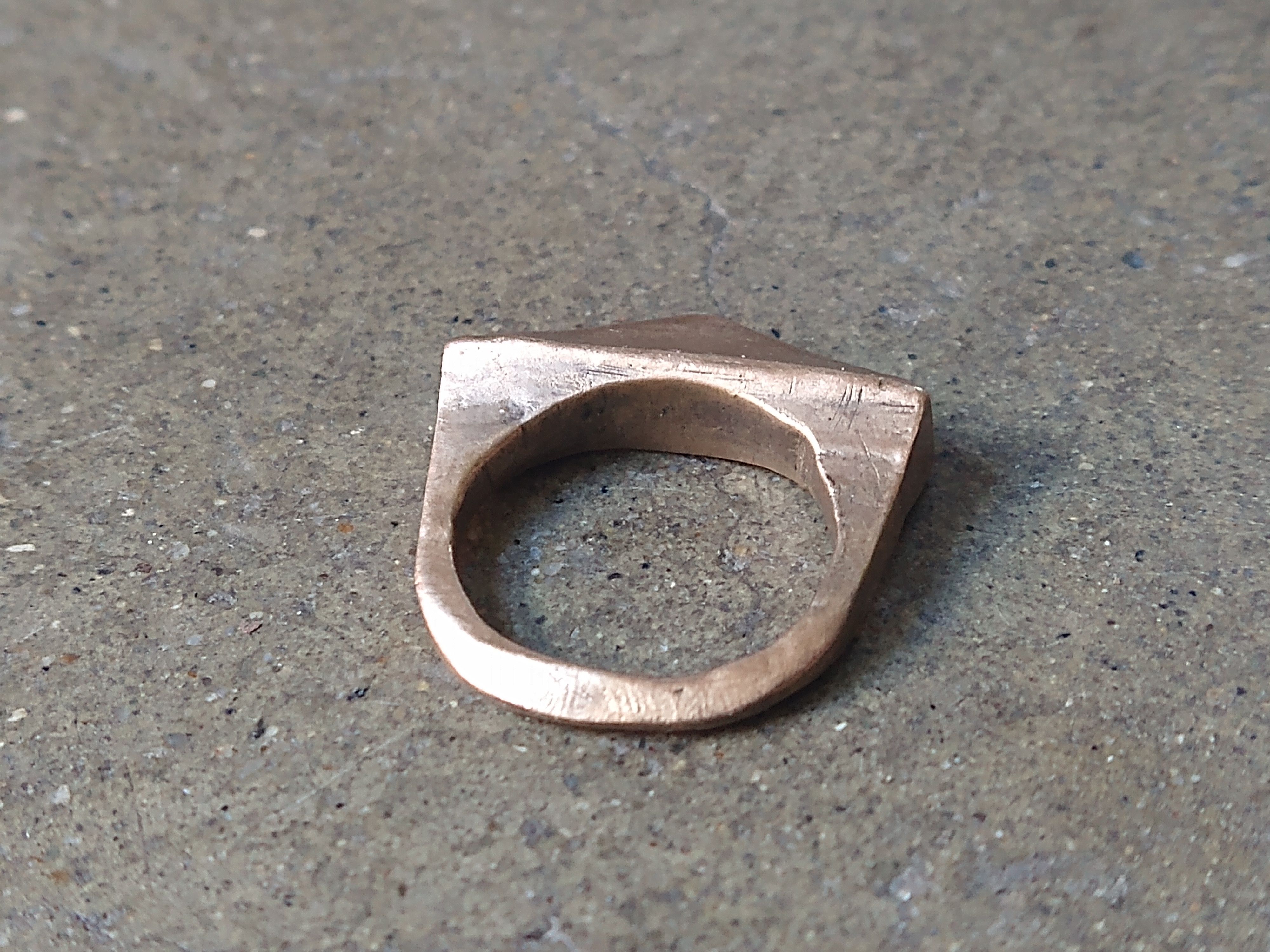 Jewelry Vintage Brass Ring Size 5.5 Modern Size ONE SIZE - 6 Thumbnail
