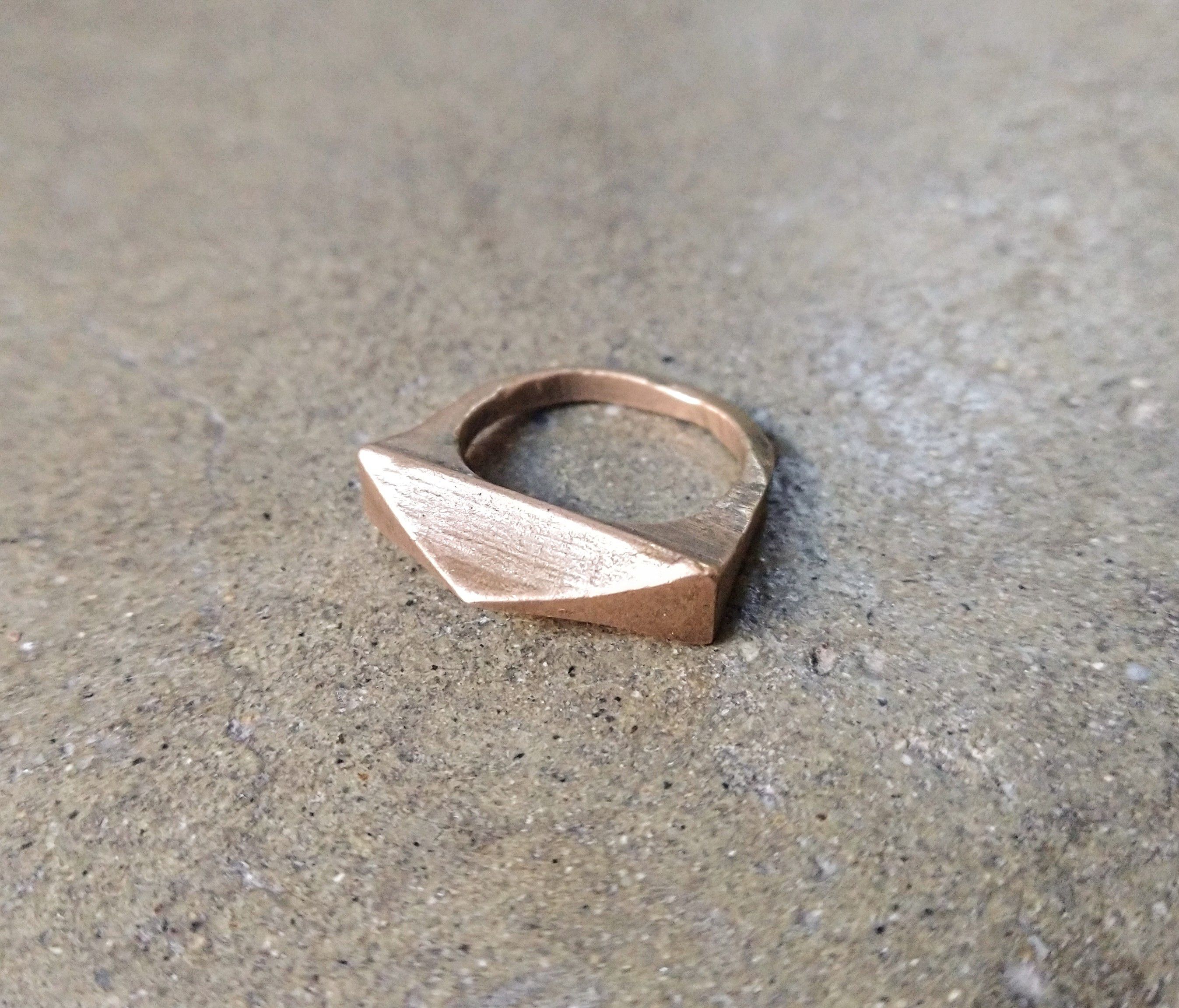 Jewelry Vintage Brass Ring Size 5.5 Modern Size ONE SIZE - 2 Thumbnail
