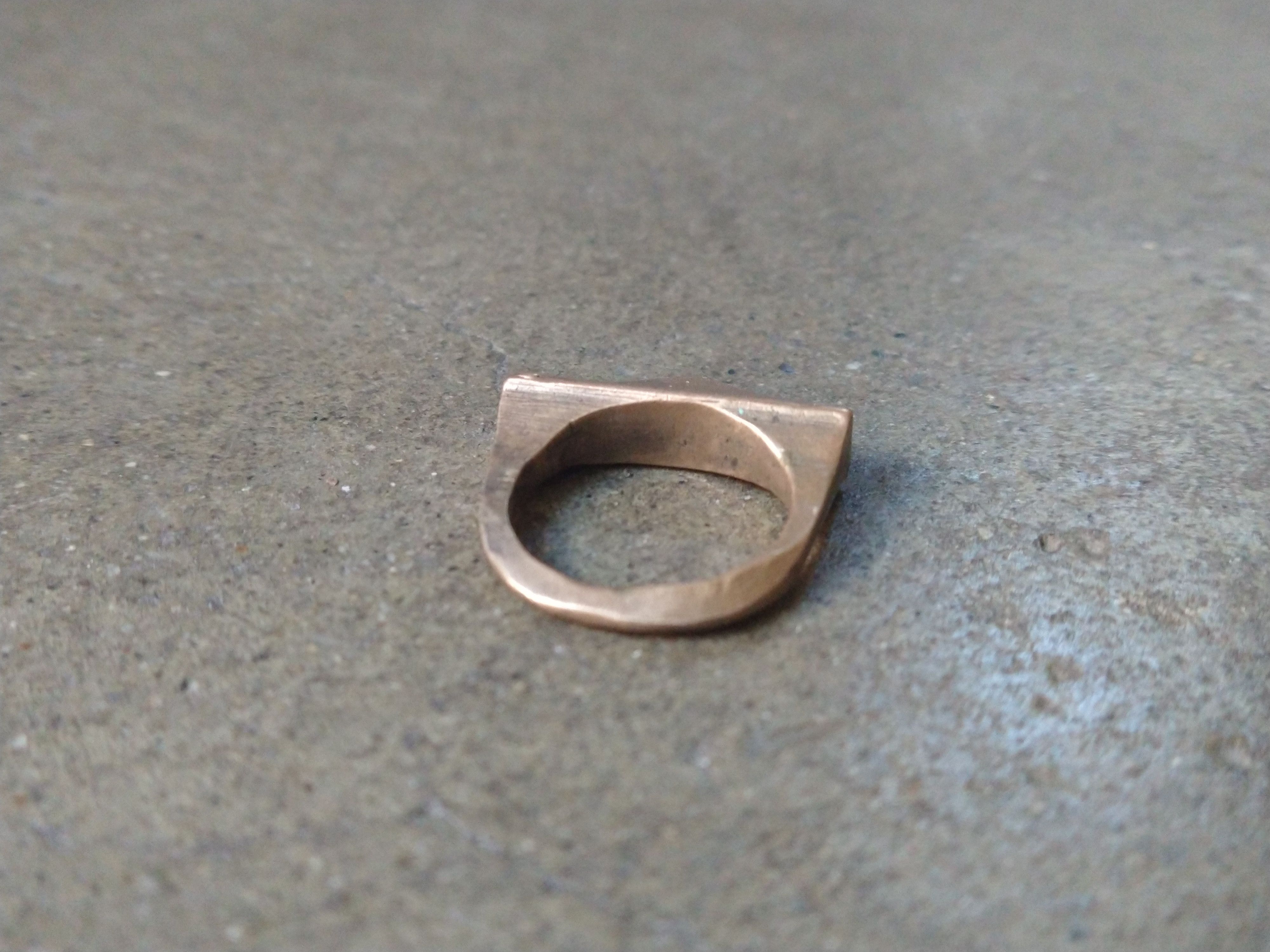 Jewelry Vintage Brass Ring Size 5.5 Modern Size ONE SIZE - 5 Thumbnail