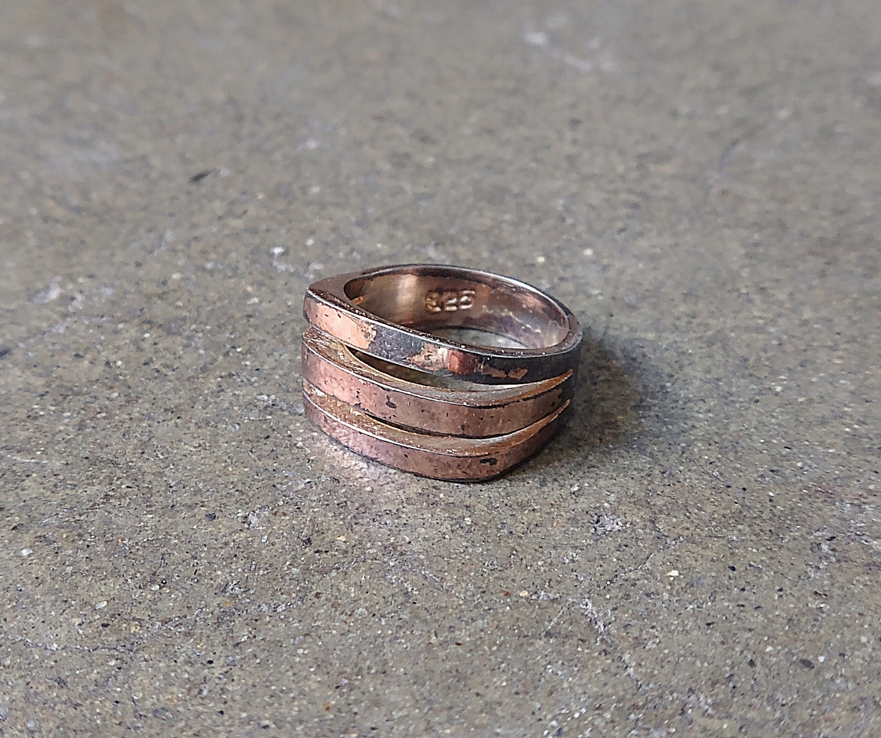 Jewelry Sterling Silver Ring Size 7 Rose Gold Modern Band Size ONE SIZE - 1 Thumbnail
