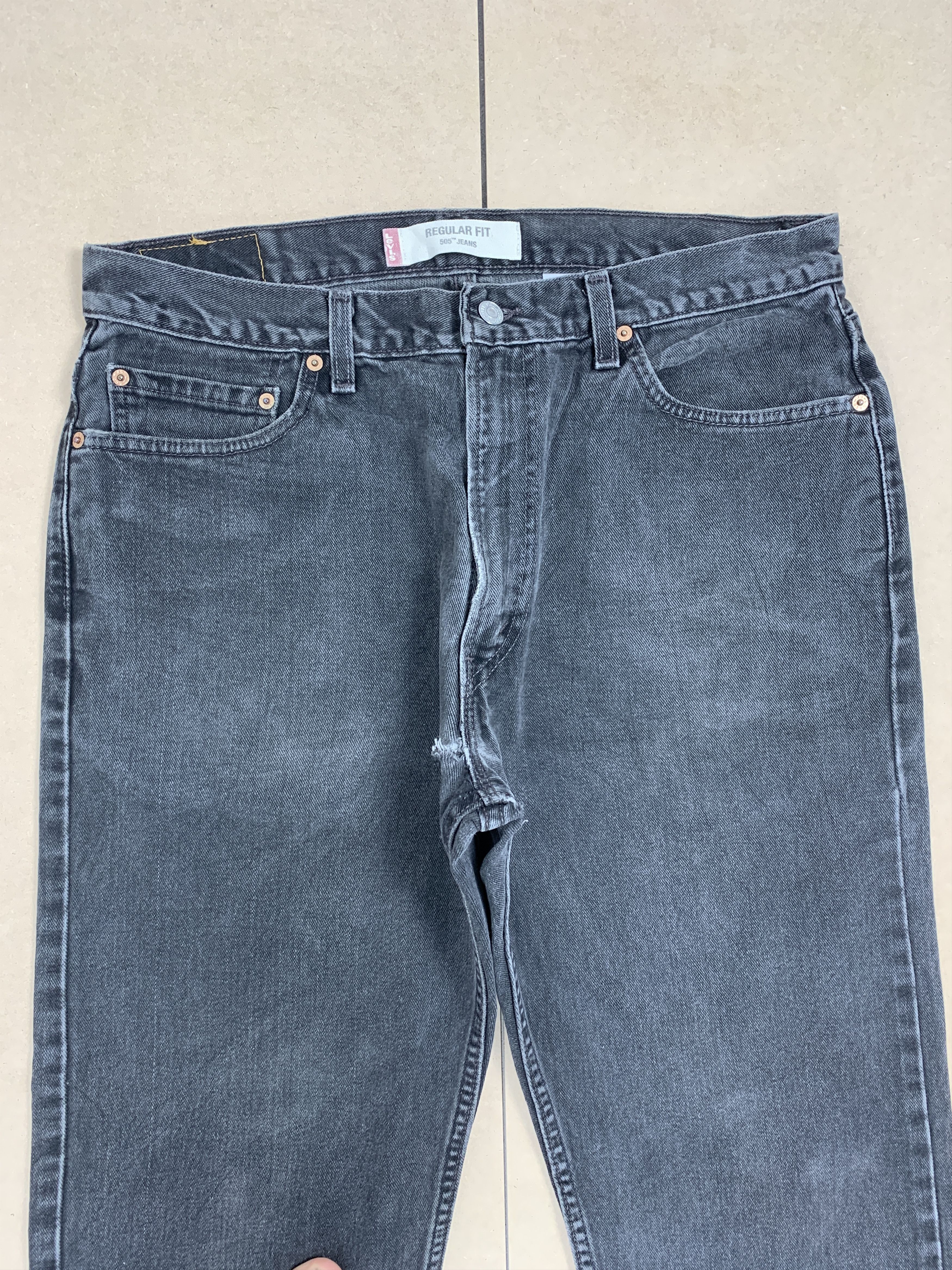 Levi's × Vintage Vintage Levis 505 Straight Cut Faded Black Jeans Size US 34 / EU 50 - 2 Thumbnail