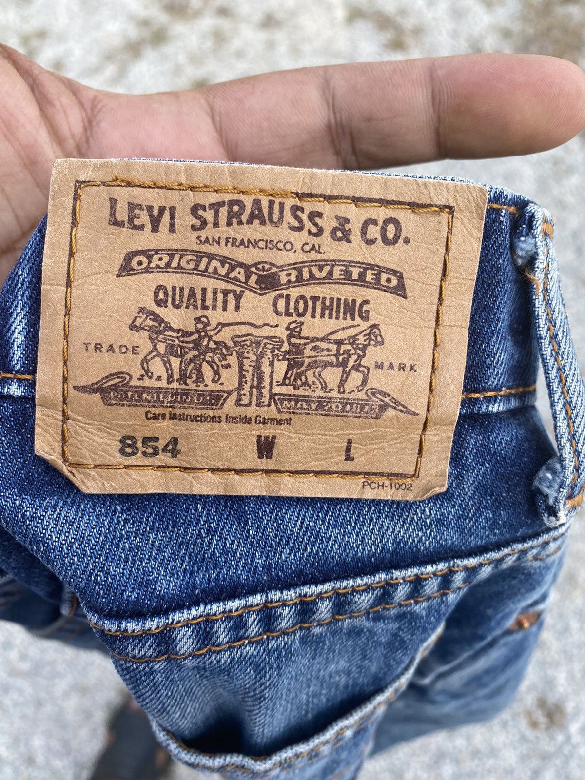 Levi's Vintage Clothing 90s Levi’s 854 Orange Tag Distressed Jeans Size US 29 - 4 Thumbnail
