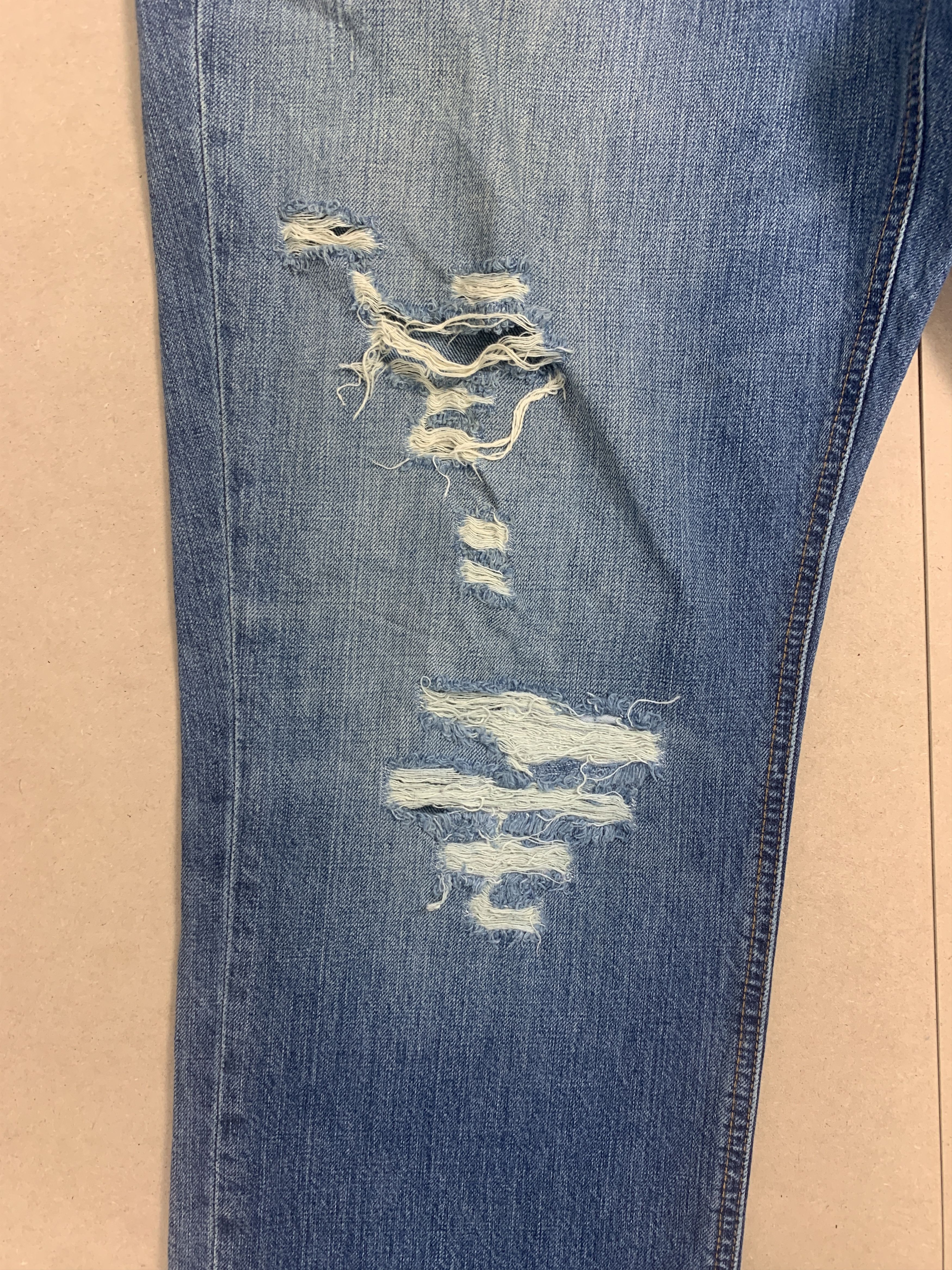 Levi's Vintage Levis 541 Distressed Faded Blue Jeans Size US 44 / EU 60 - 5 Thumbnail