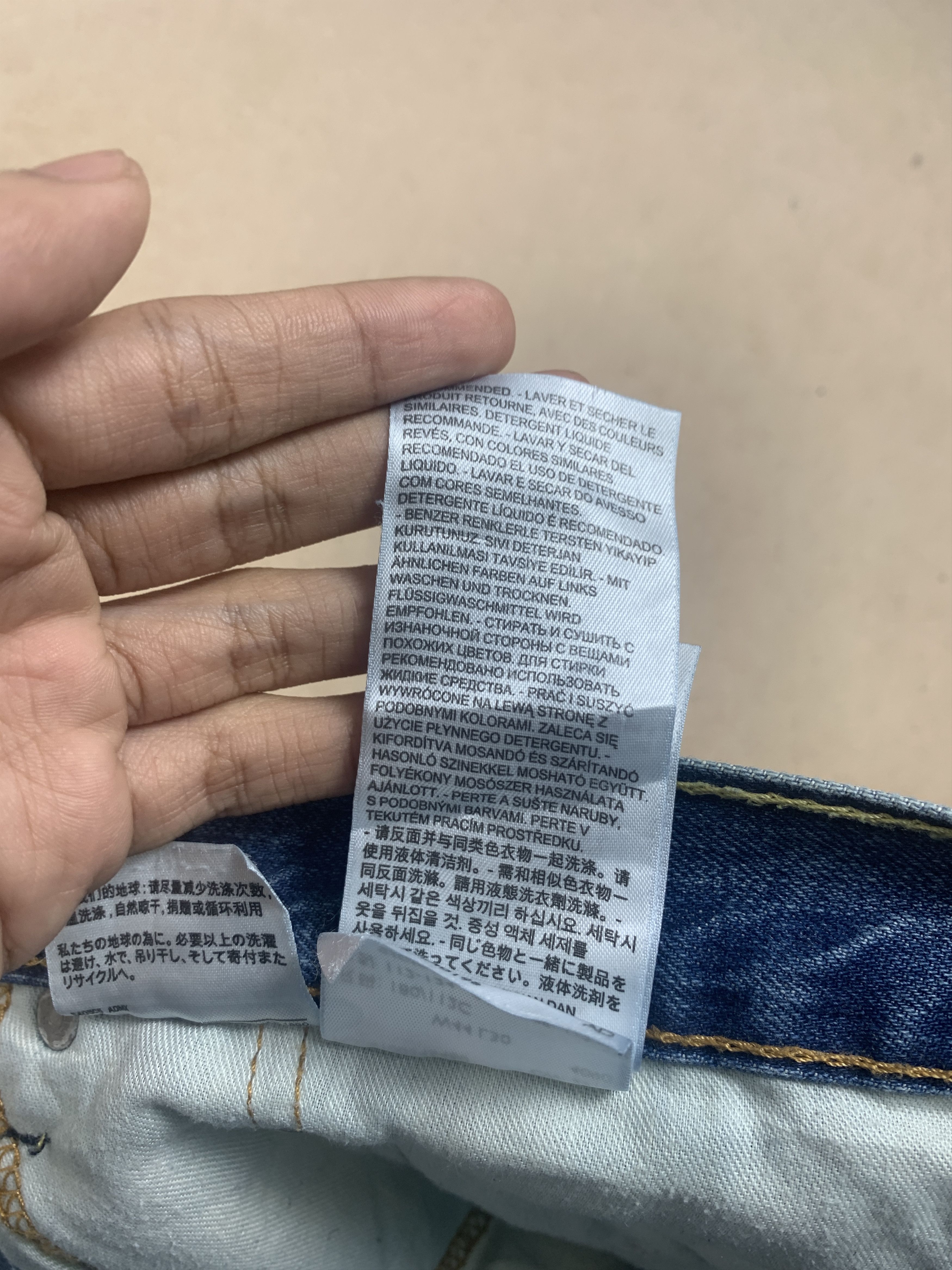 Levi's Vintage Levis 541 Distressed Faded Blue Jeans Size US 44 / EU 60 - 20 Thumbnail