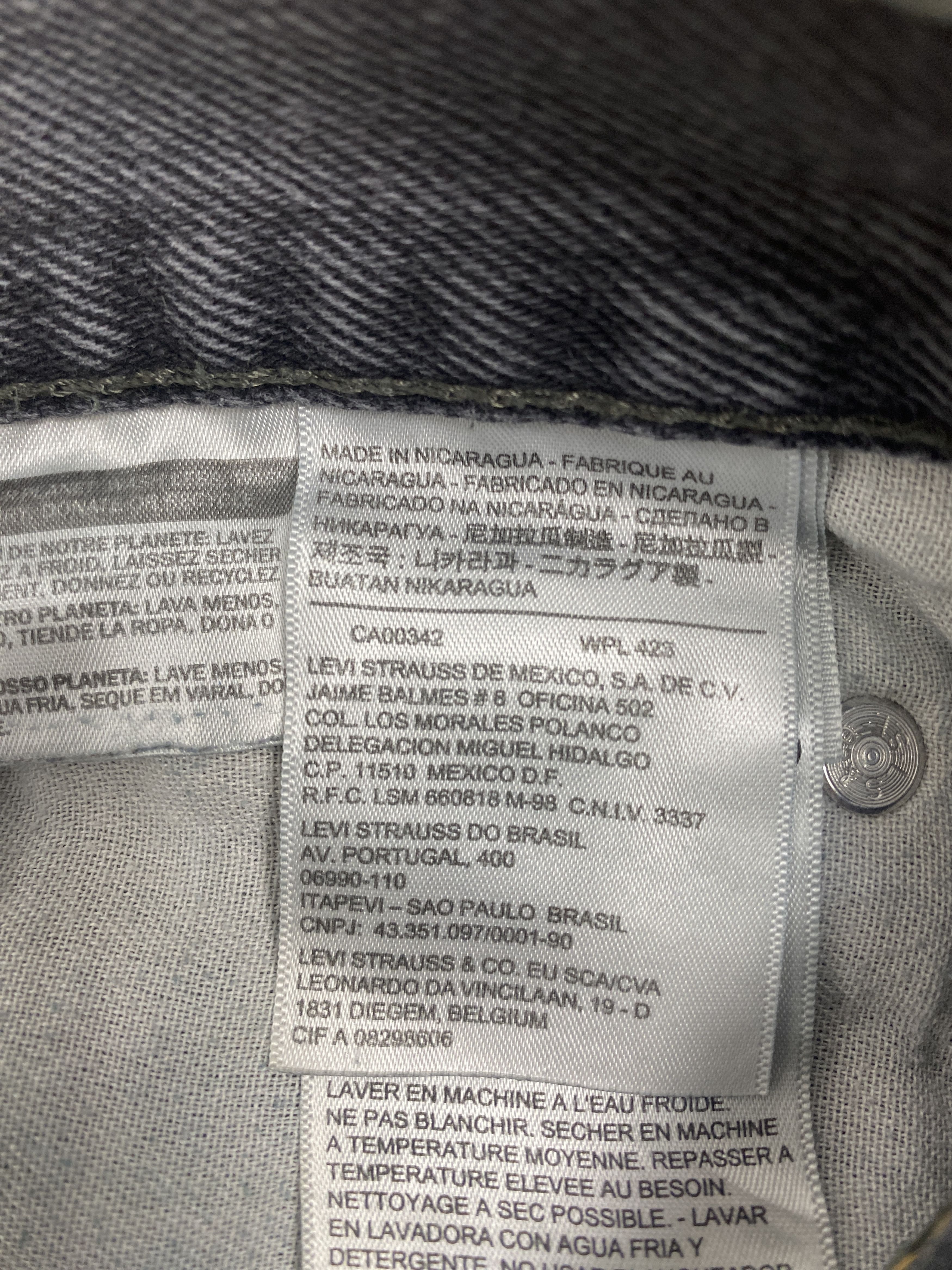 Levi's Vintage Levis 505 Straight Cut Distressed Faded Black Jeans Size US 29 - 12 Thumbnail