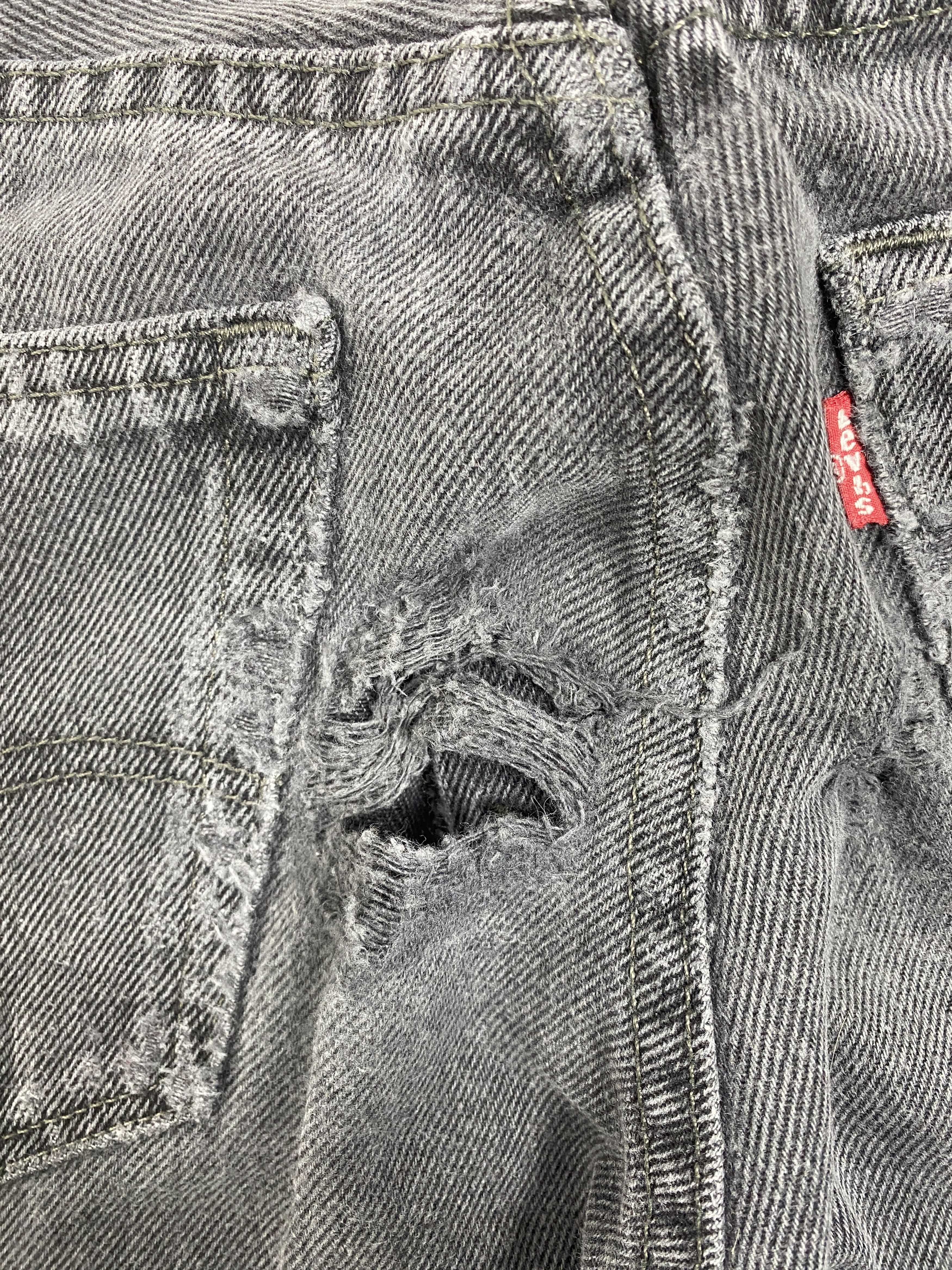 Levi's Vintage Levis 505 Straight Cut Distressed Faded Black Jeans Size US 29 - 7 Thumbnail