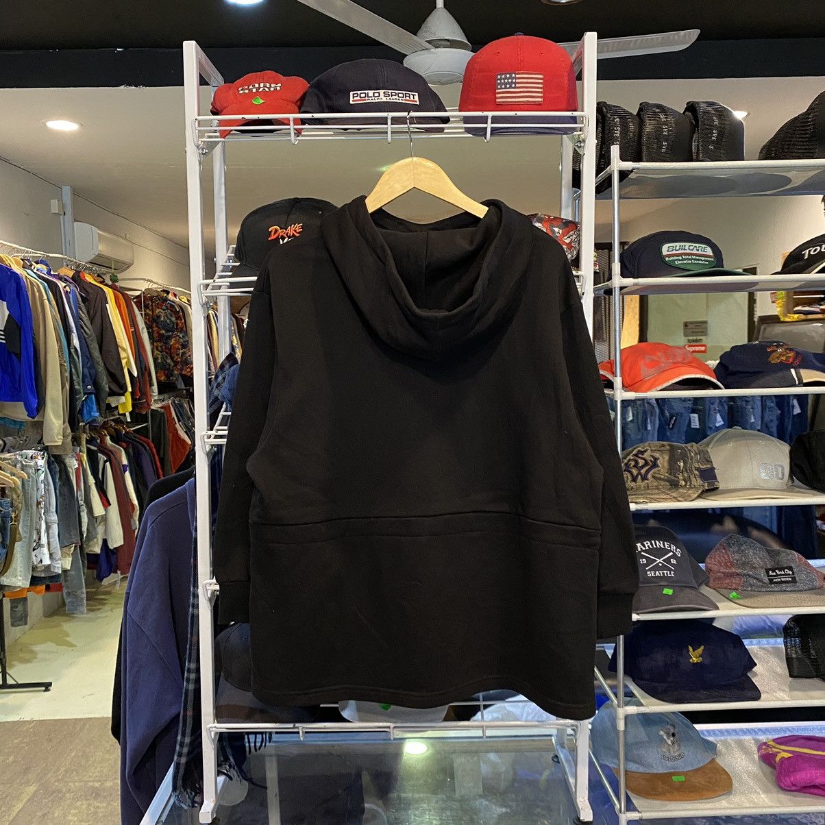 Japanese Brand × Jun Takahashi × Undercover Undercover x Gu Flower Sweatshirt Hoodie Japan Designer Size US M / EU 48-50 / 2 - 2 Thumbnail