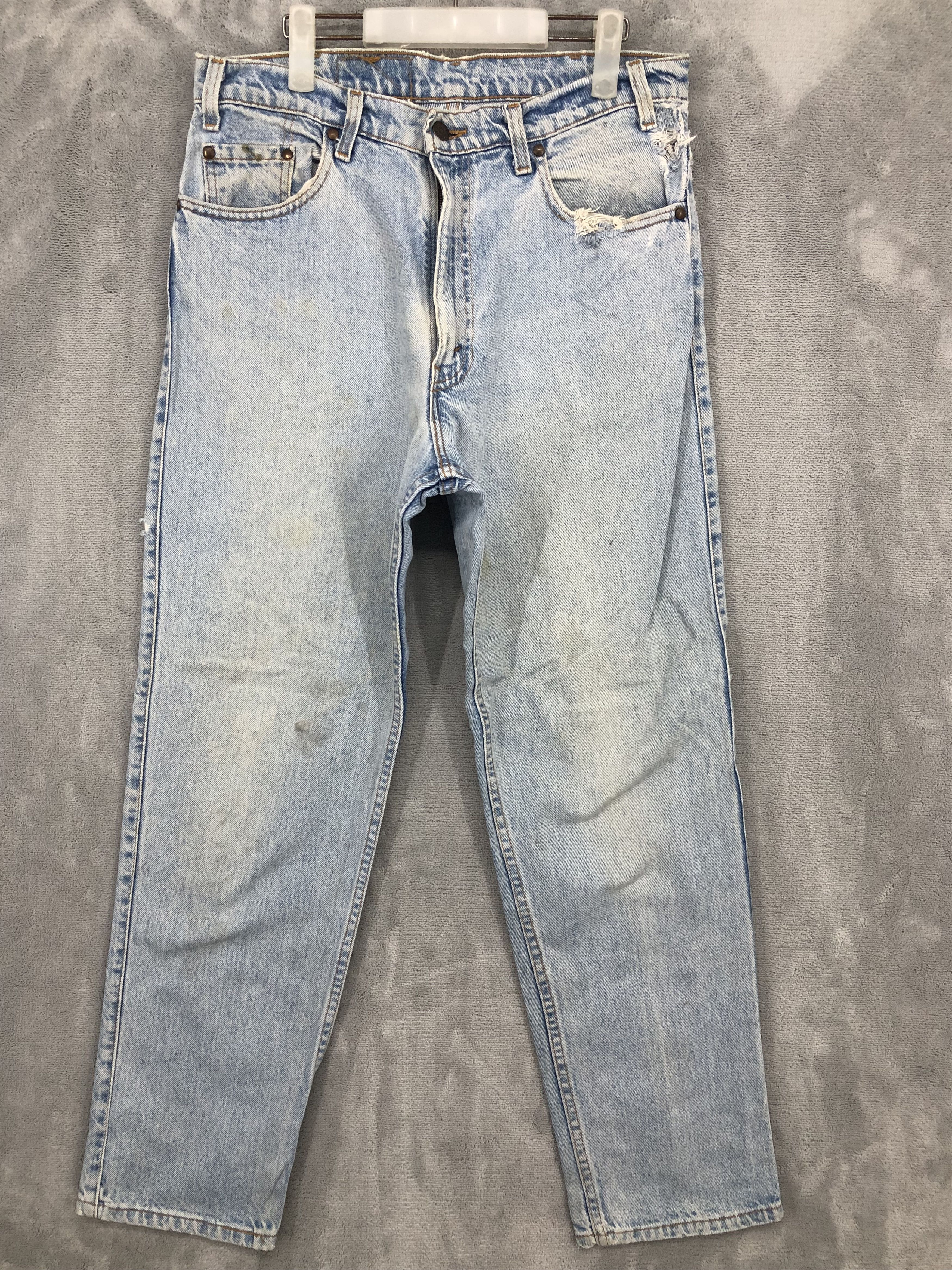 image of 90's Levis 540 Faded Blue Jean, Men's (Size 32)