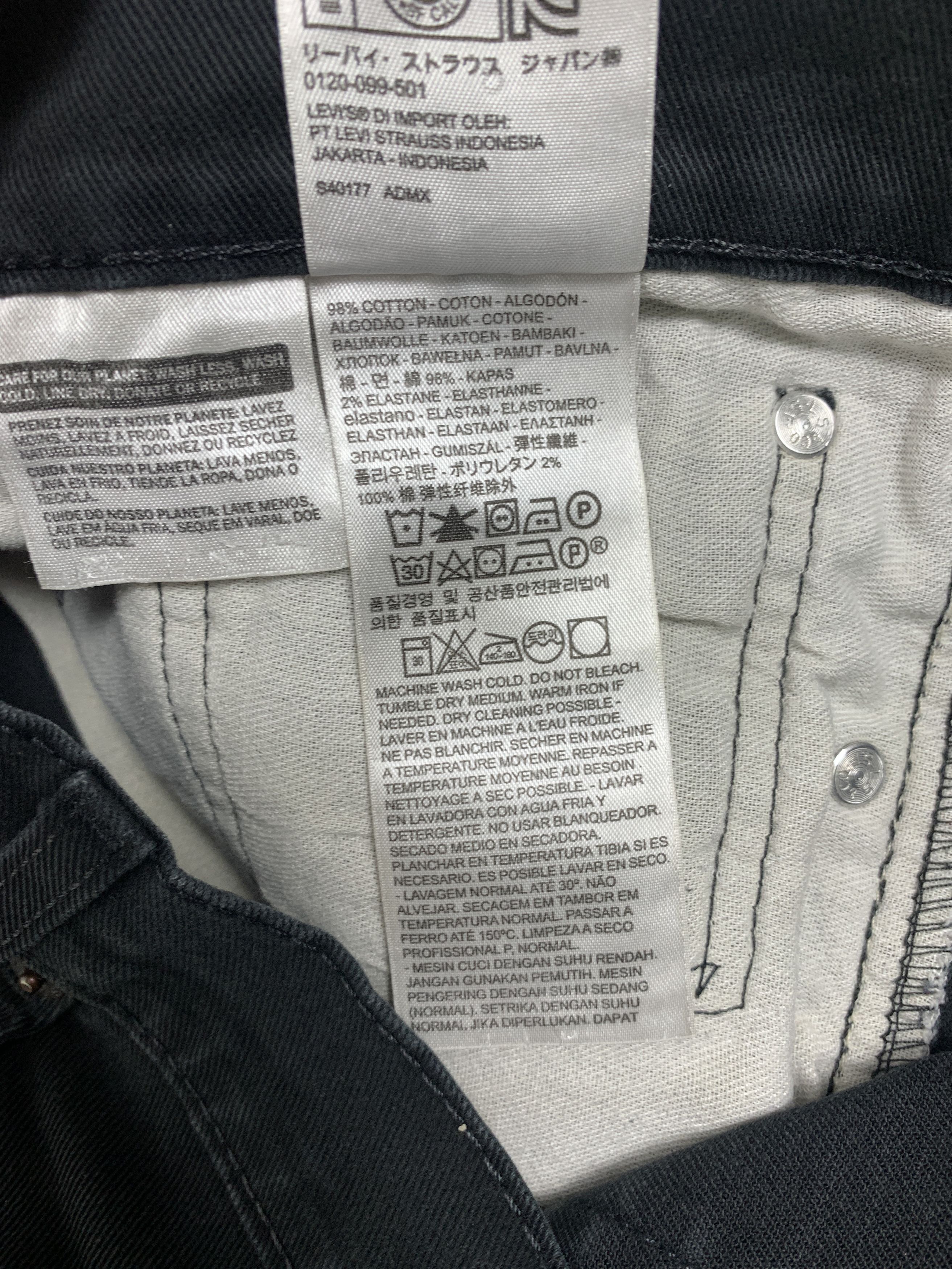 Levi's × Vintage Vintage Levis 541 Skinny Faded Black Jeans Size US 34 / EU 50 - 14 Thumbnail