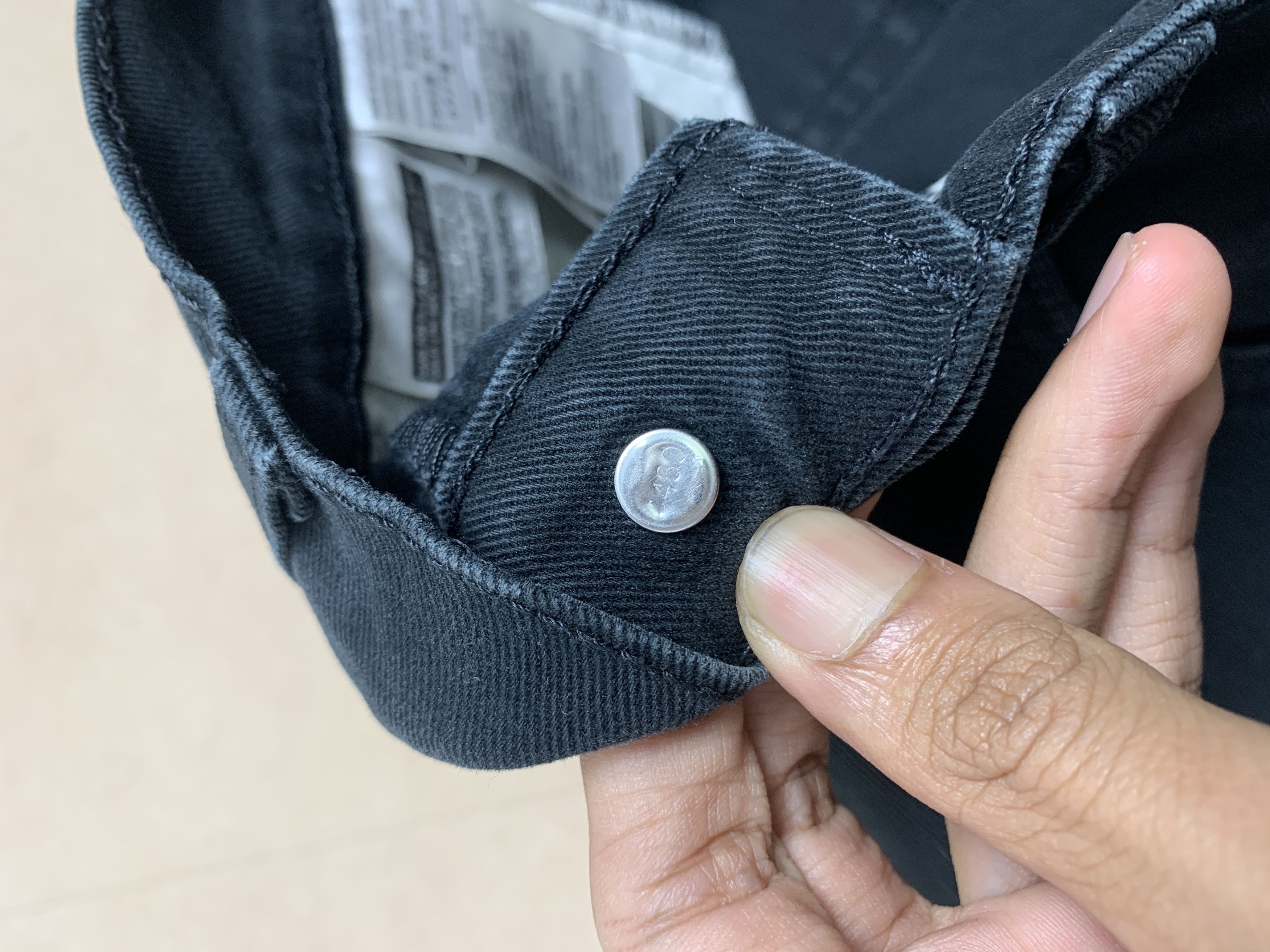 Levi's × Vintage Vintage Levis 541 Skinny Faded Black Jeans Size US 34 / EU 50 - 17 Thumbnail