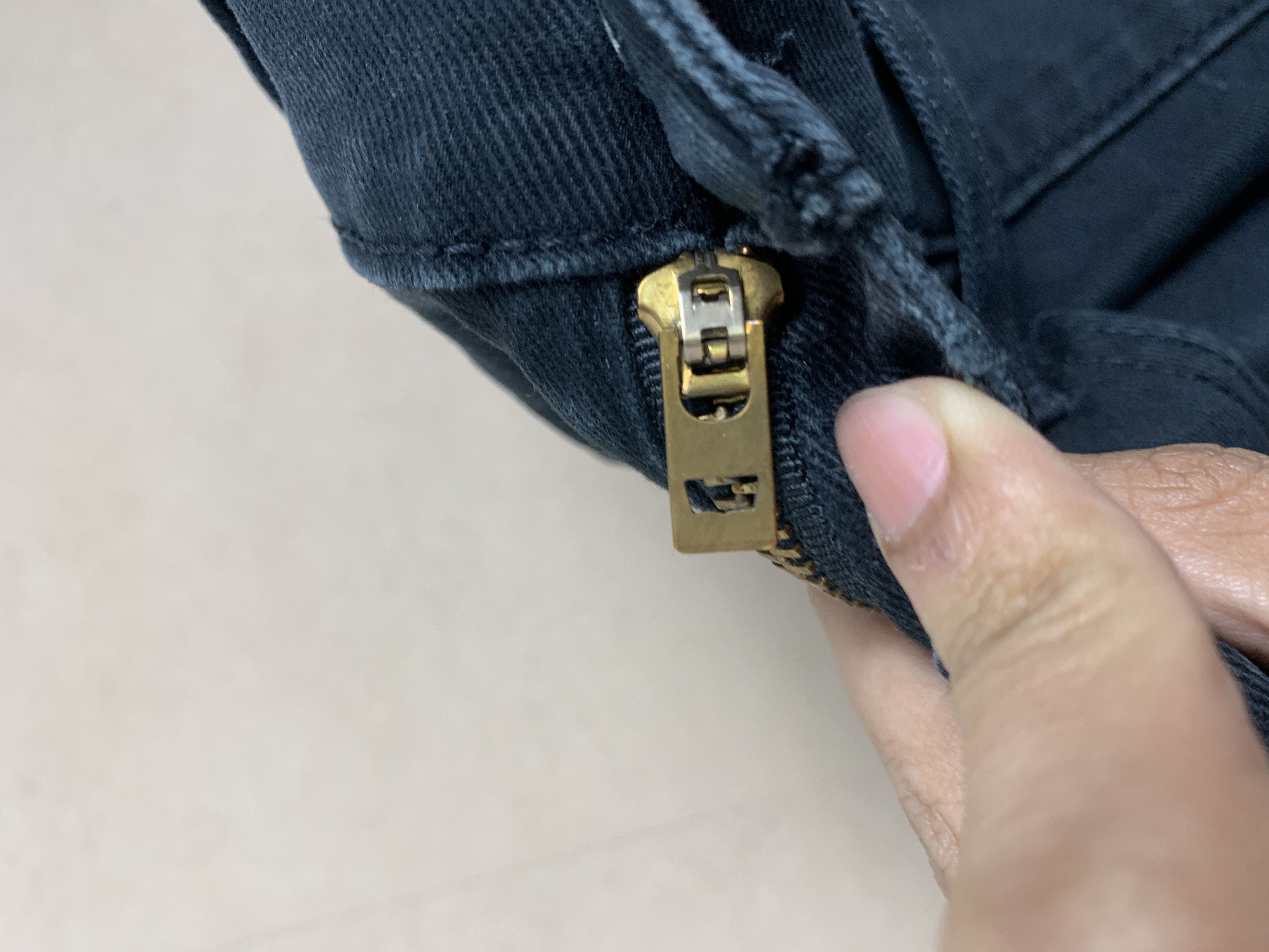 Levi's × Vintage Vintage Levis 541 Skinny Faded Black Jeans Size US 34 / EU 50 - 19 Thumbnail