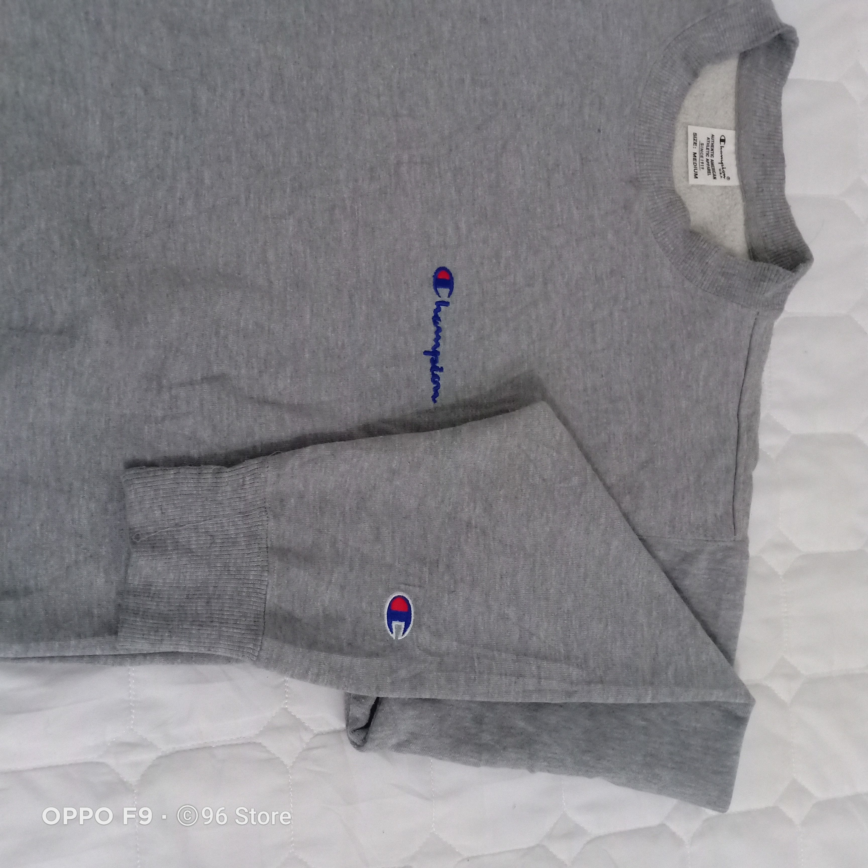 Champion Vintage Champion Kanye west style Crewneck Sweatshirt Size US M / EU 48-50 / 2 - 5 Thumbnail