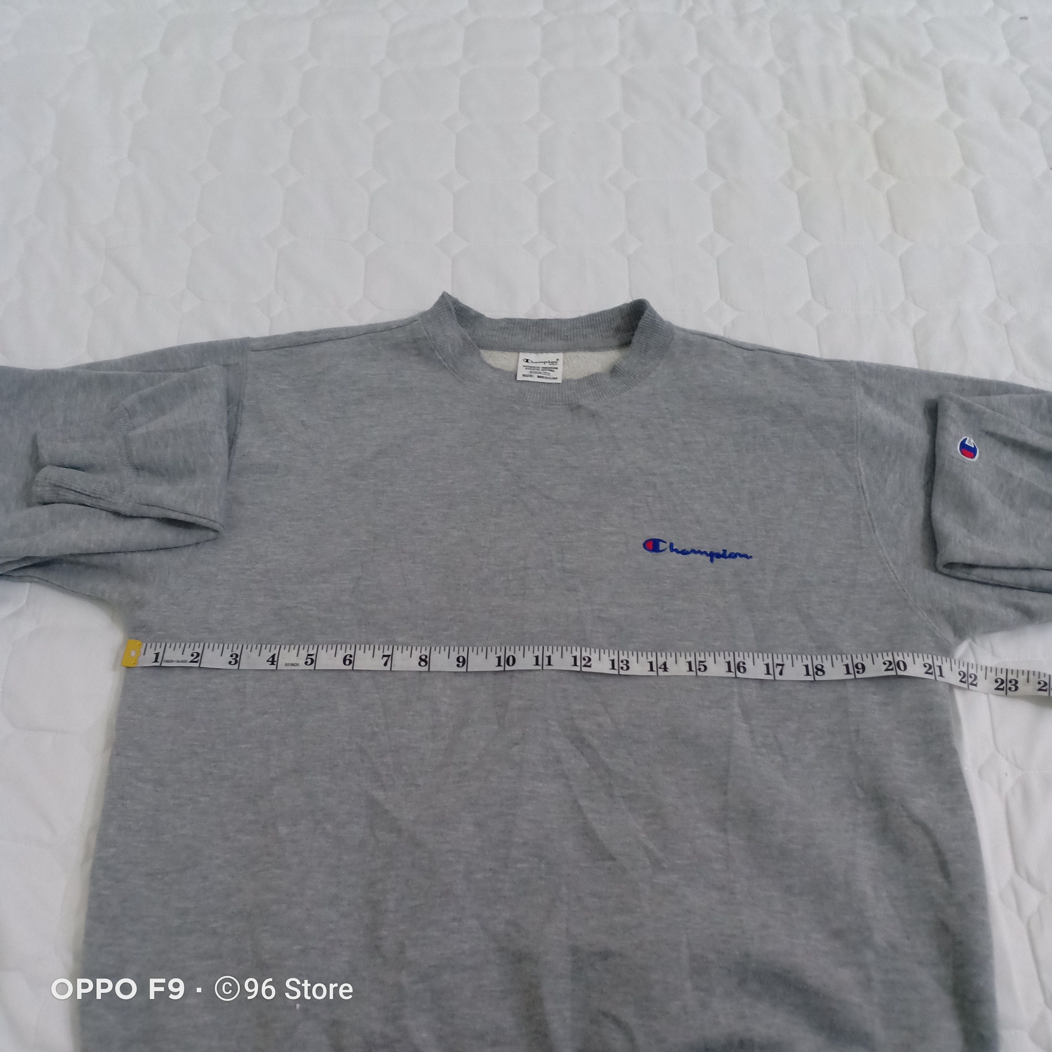 Champion Vintage Champion Kanye west style Crewneck Sweatshirt Size US M / EU 48-50 / 2 - 11 Thumbnail