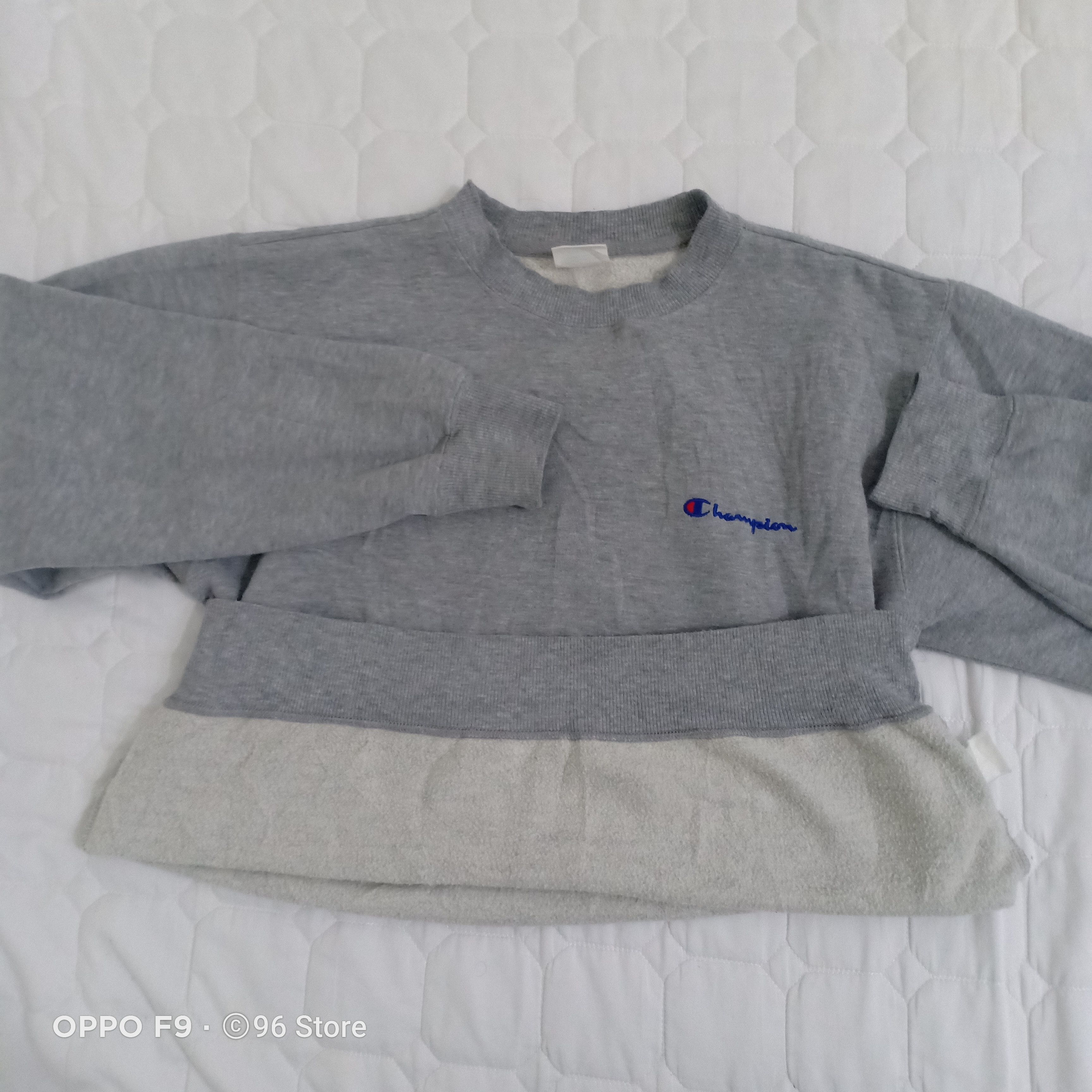 Champion Vintage Champion Kanye west style Crewneck Sweatshirt Size US M / EU 48-50 / 2 - 6 Thumbnail