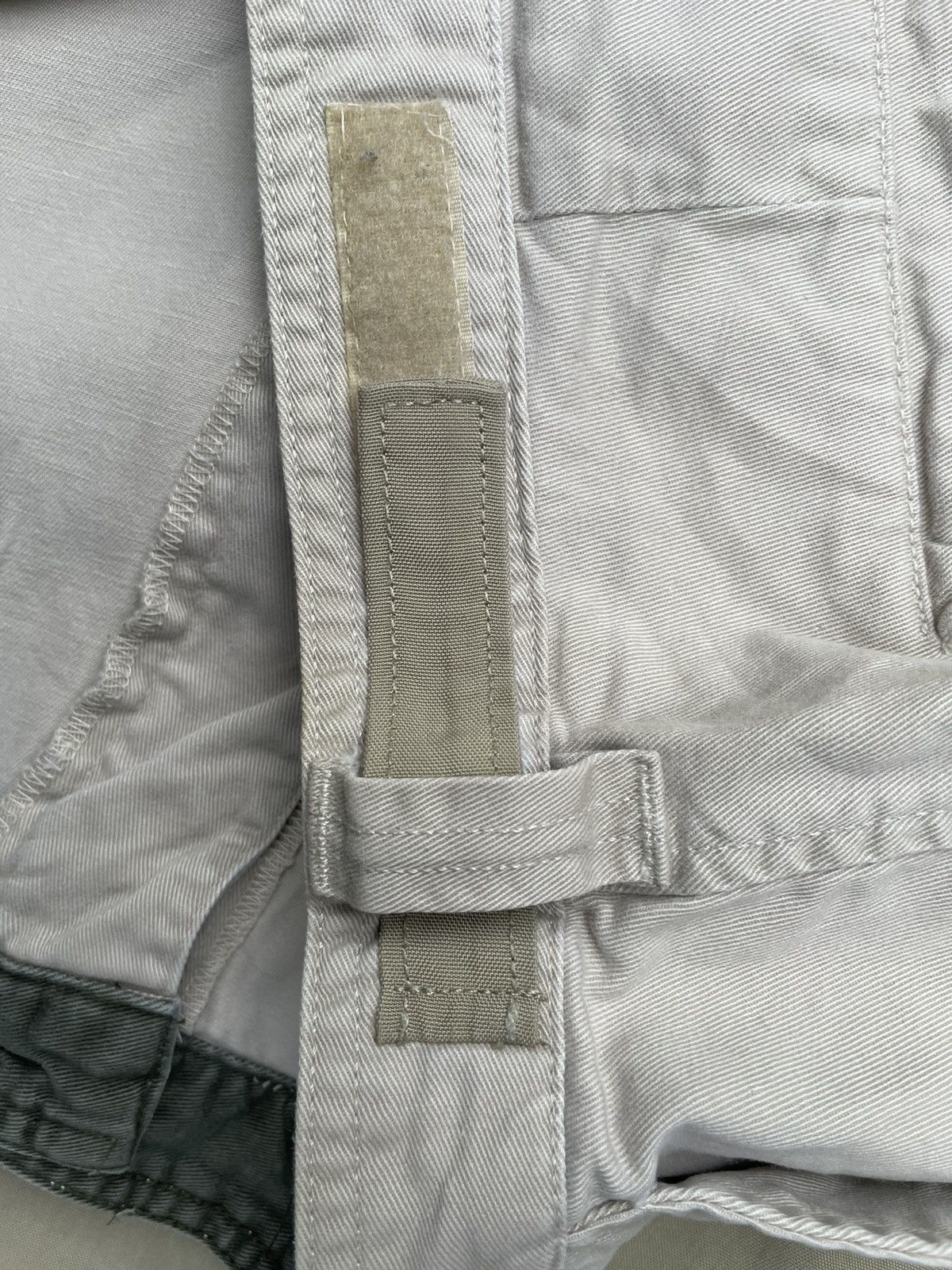 Tommy Hilfiger × Vintage Vintage Tommy Hilfiger 2 tone Cargo Pant Size US 36 / EU 52 - 18 Thumbnail